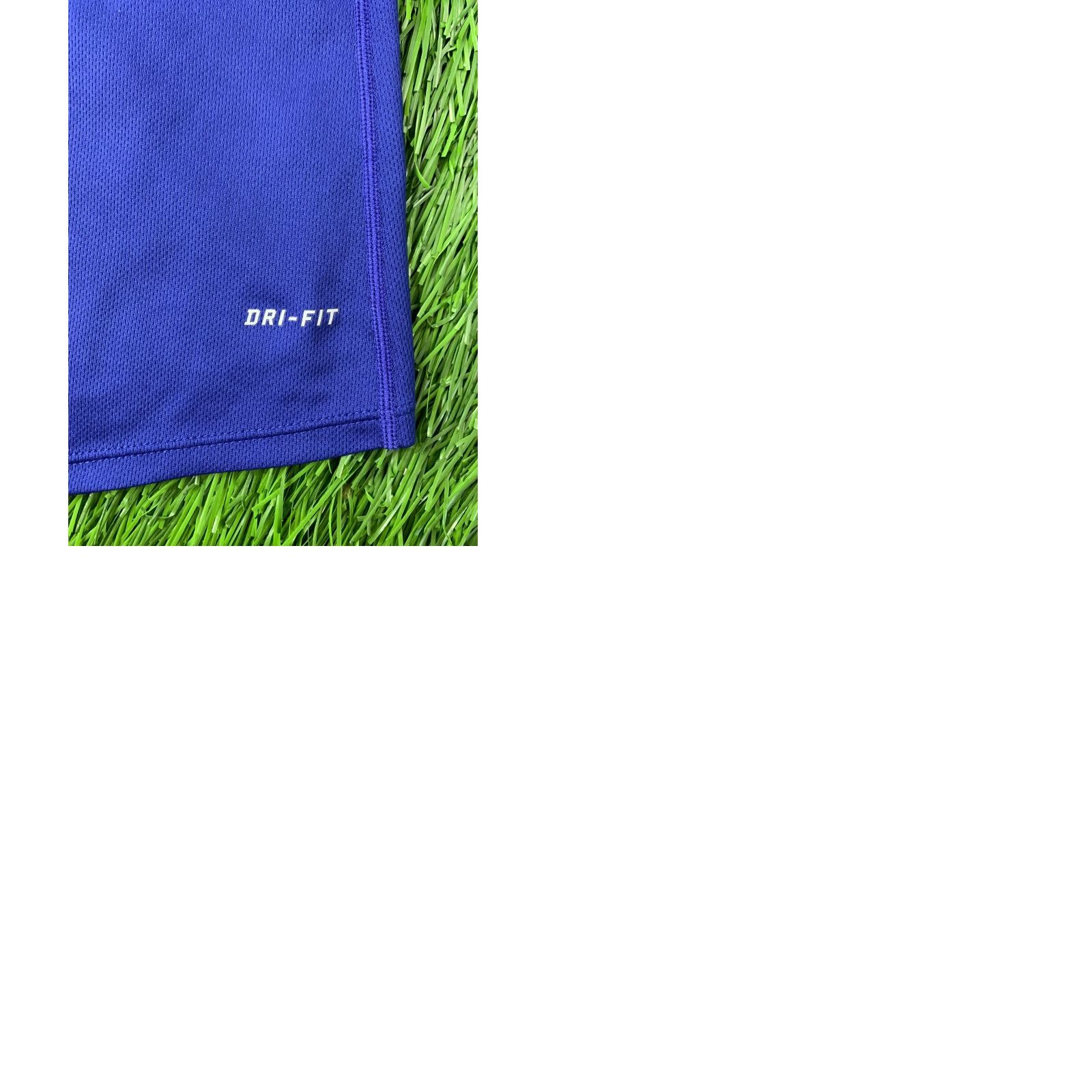 Nike Nike Dri-FIT Running Shirt Women M Blue and Black Training Jersey Tee 2016 Nike Shirt Women Shirt Training 2016 Run Womens Size M / US 6-8 / IT 42-44 - 9 Thumbnail