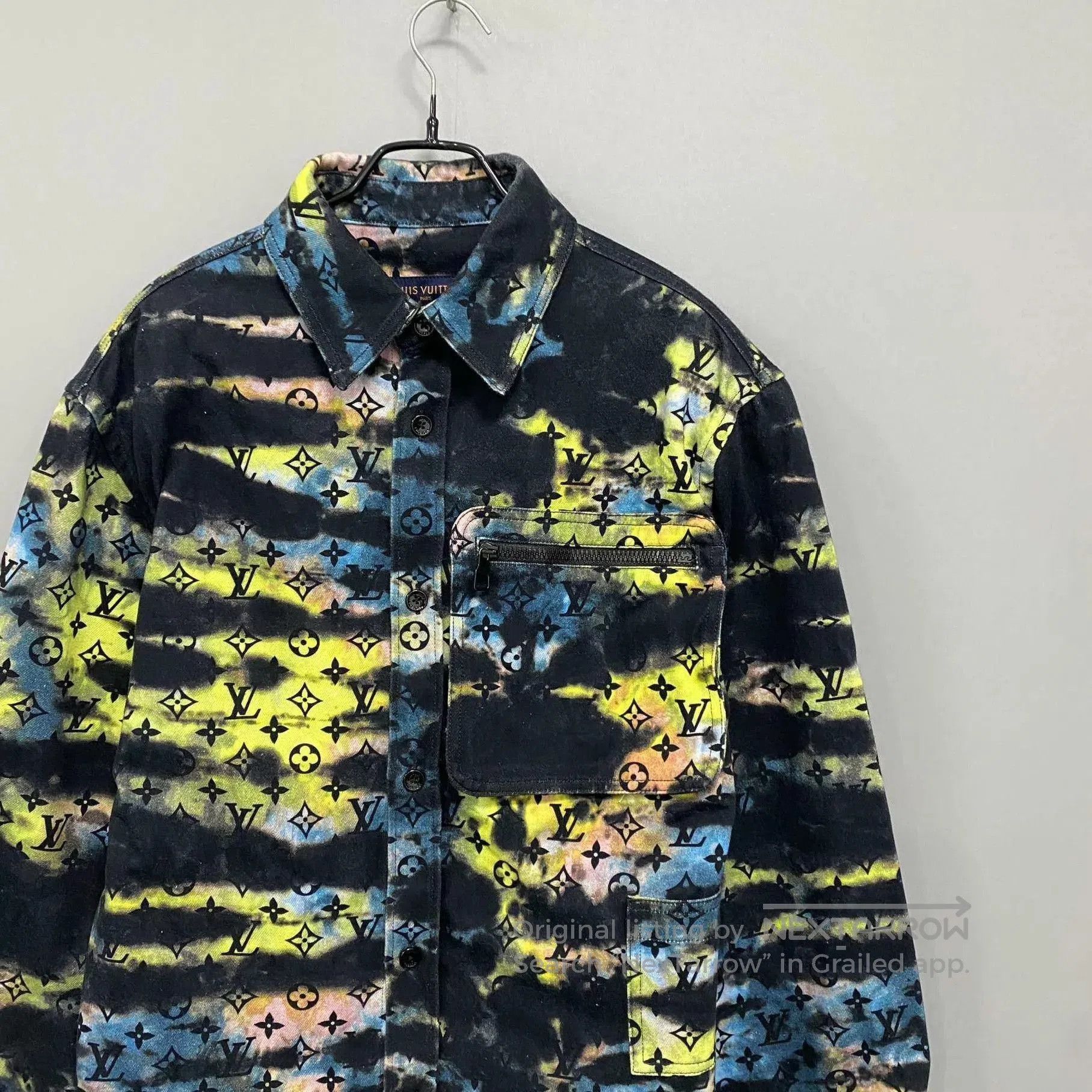 Louis Vuitton Multi Color Button. Size US XS / EU 42 / 0 - 2 Thumbnail