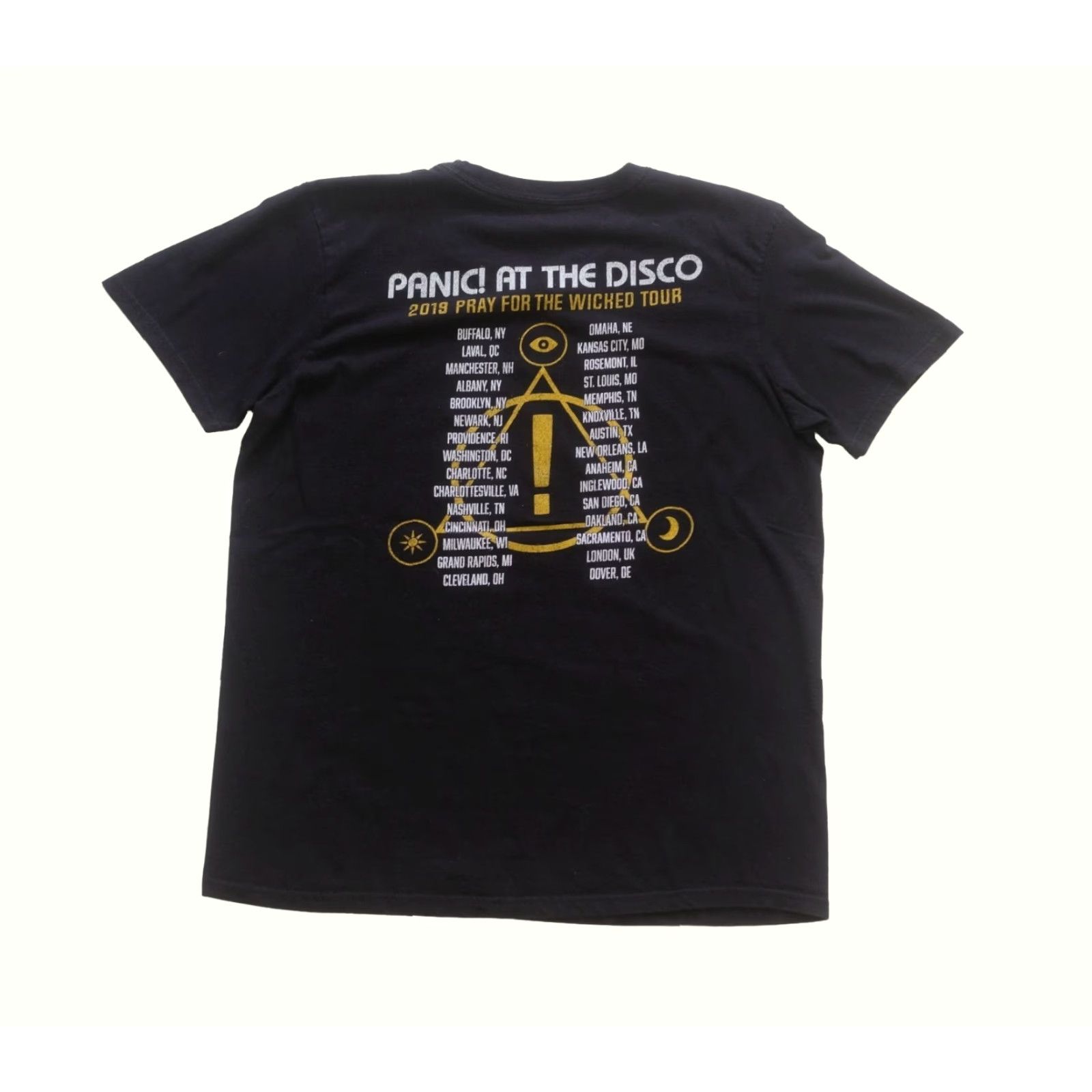 Vintage PANIC AT THE DISCO PRAY FOR THE WICKED DISTRESSED MUSIC TOUR VTG Y2K T SHIRT Mens SZ L Size US L / EU 52-54 / 3 - 3 Thumbnail