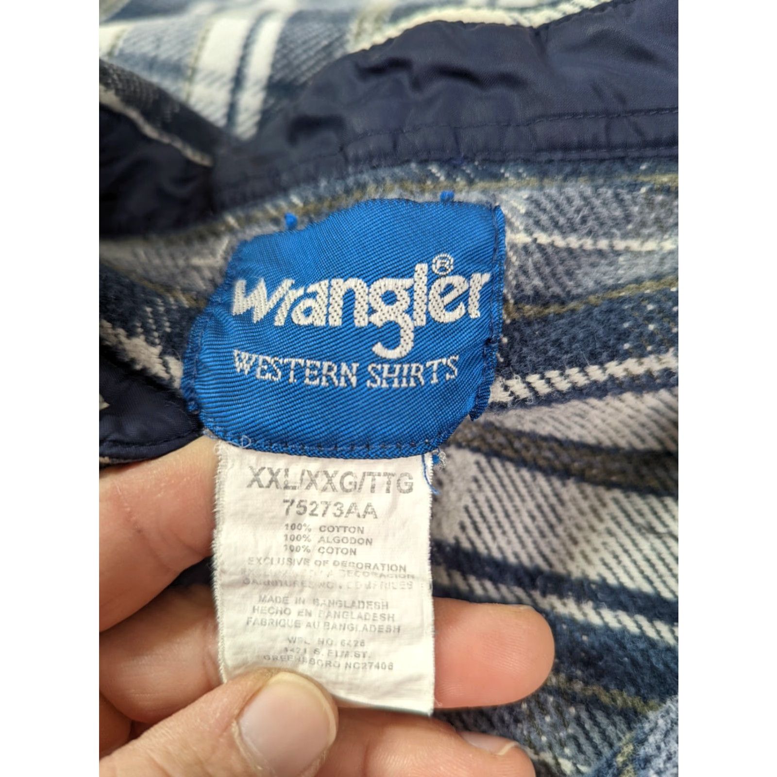 Wrangler VINTAGE Wrangler Pearl Snap Thick Flannel Western Shirt Mens XL Blue Plaid Cotton Flannel Button-Up 90s Western Size US XL / EU 56 / 4 - 4 Thumbnail