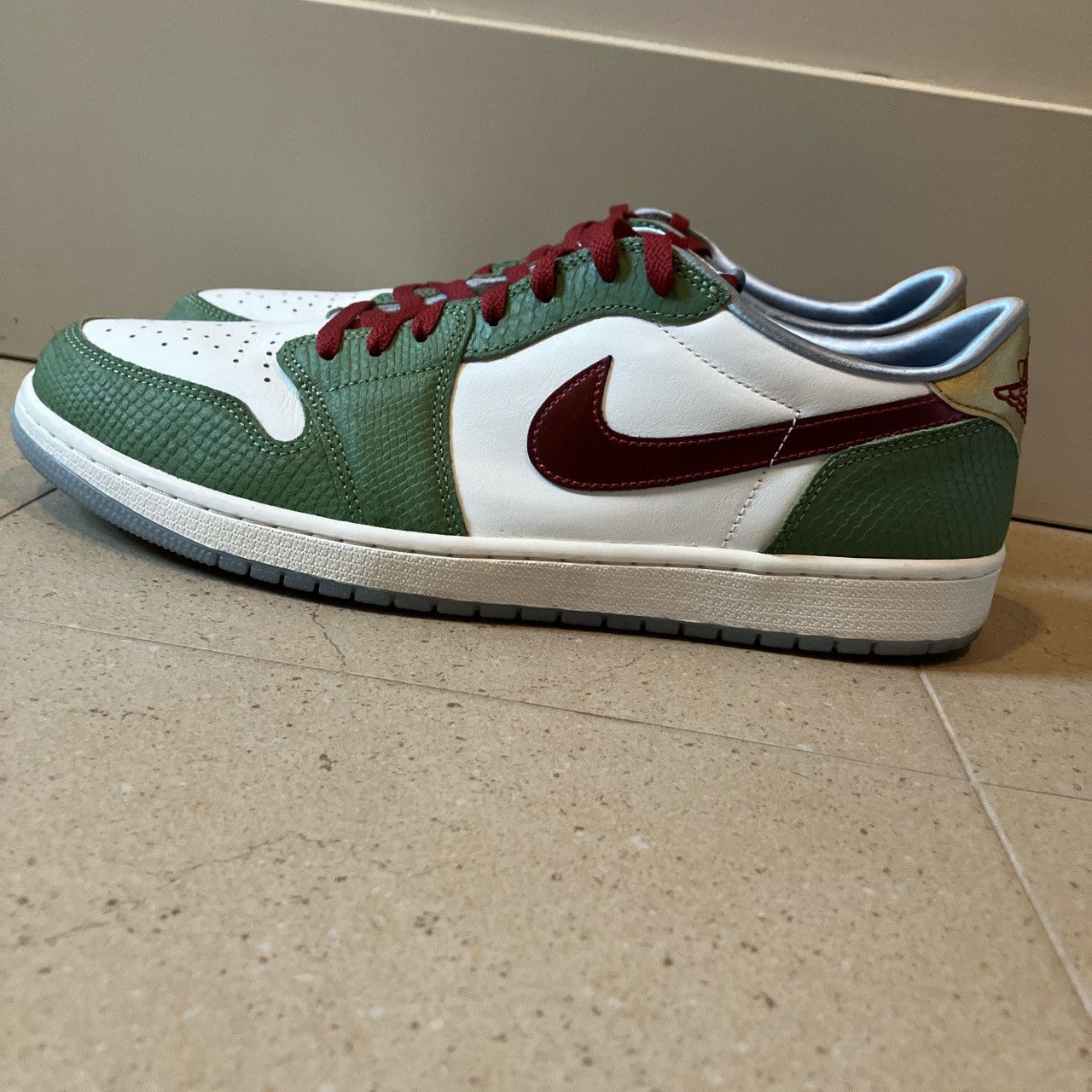 Jordan Brand Jordan 1 low size 15 “year of the dragon” Size US 15 / EU 48 - 4 Thumbnail