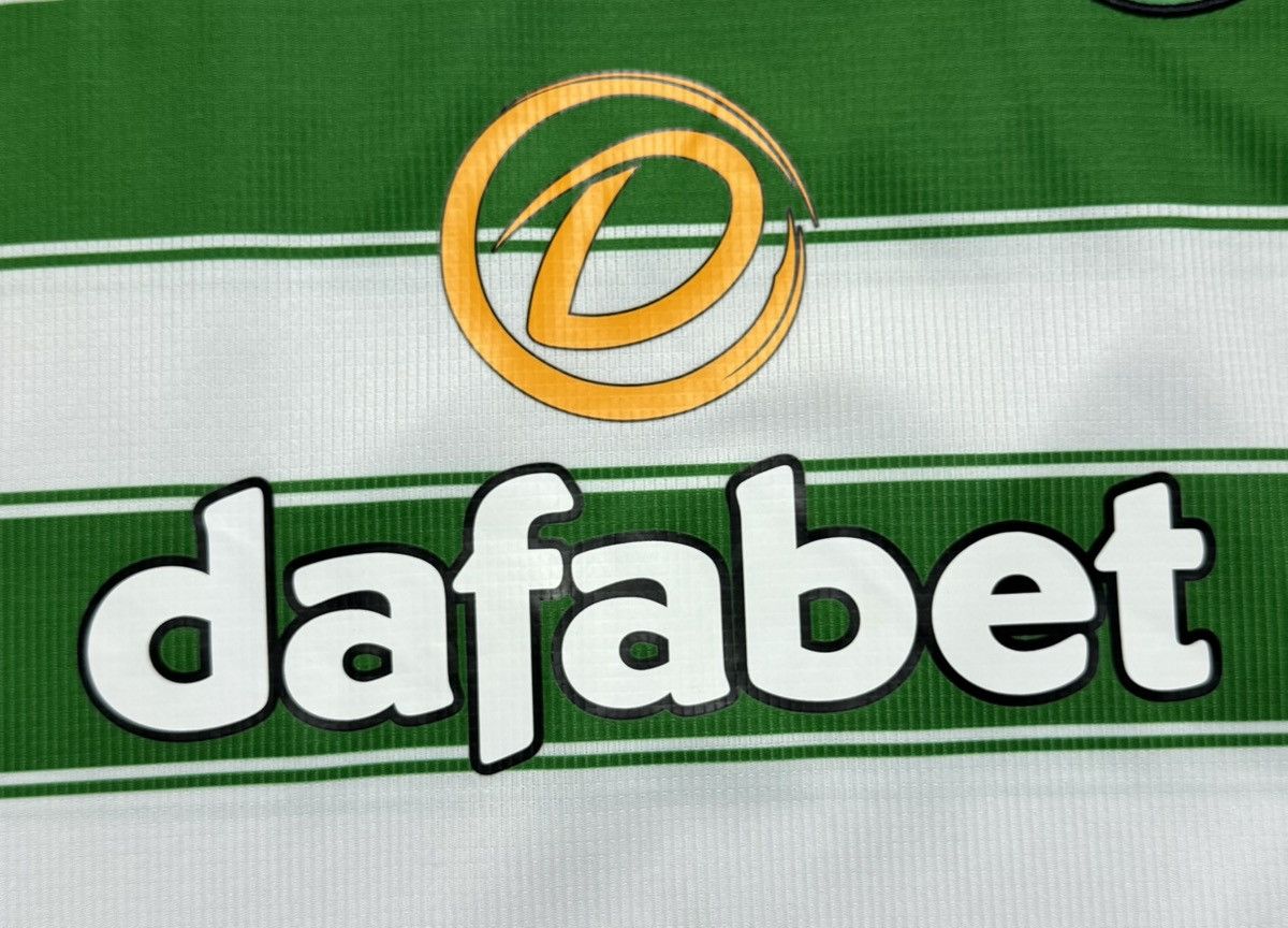 Adidas Celtic 2021 2022 Home Football Shirt Soccer Jersey Adidas Size US L / EU 52-54 / 3 - 8 Thumbnail