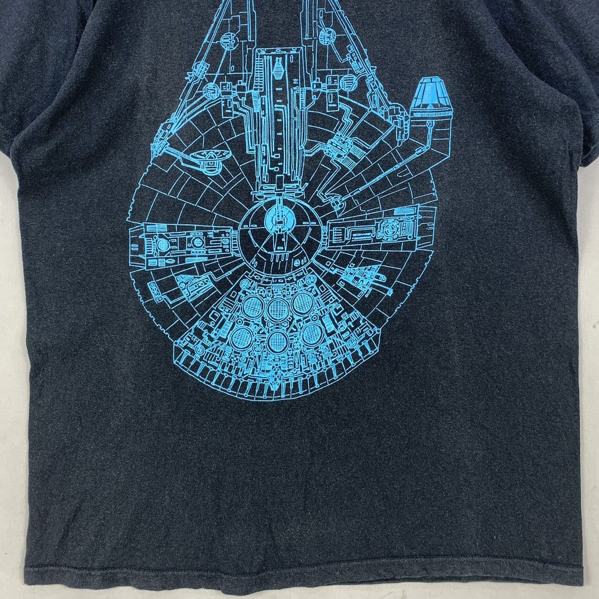 Star Wars Y2K Star Wars Millenium Falcon Blueprint Tshirt Size US L / EU 52-54 / 3 - 5 Thumbnail