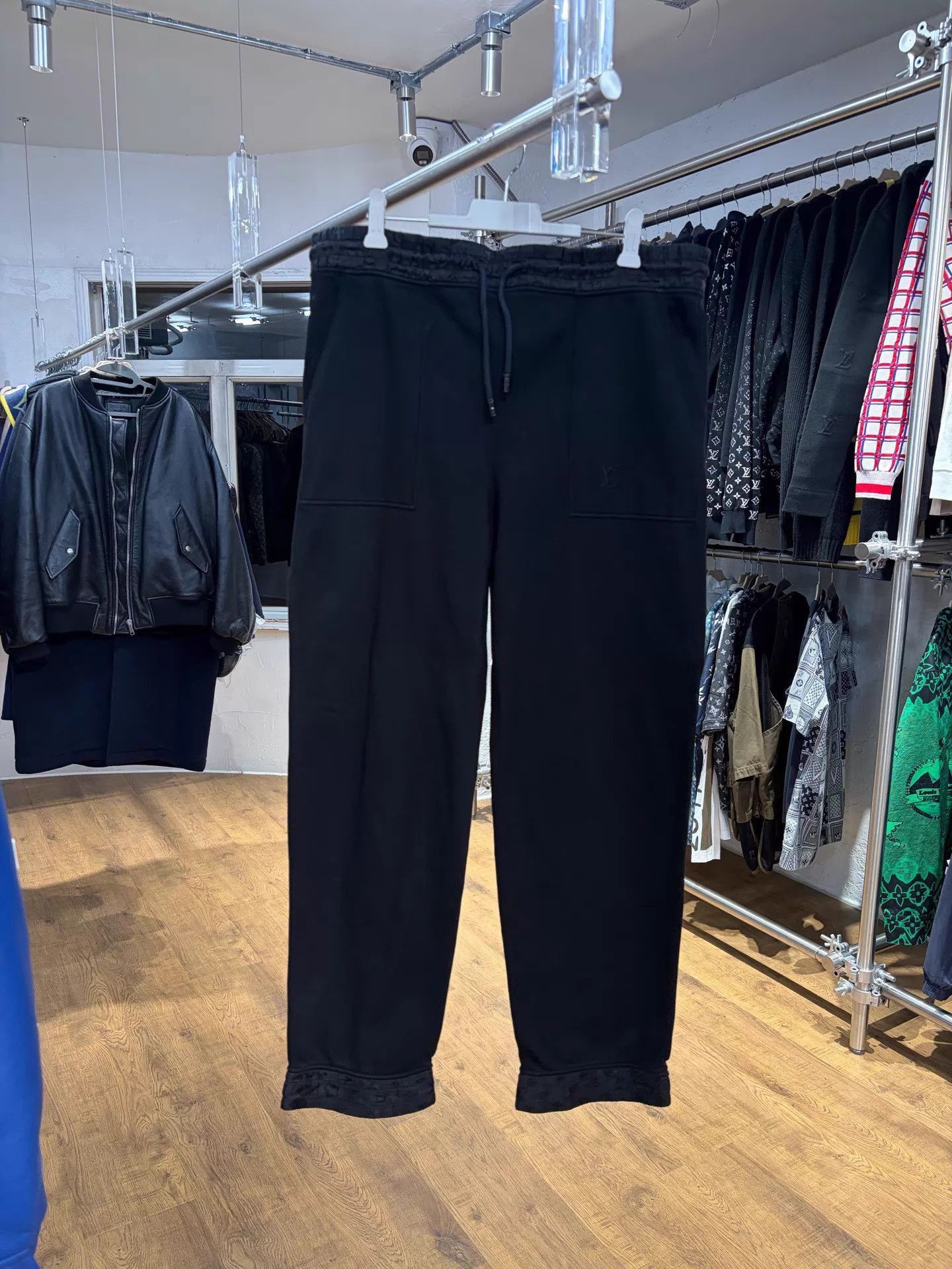 Louis Vuitton Black Drawstring Sweatpants Size 30 Size US 30 / EU 46 - 1 Thumbnail