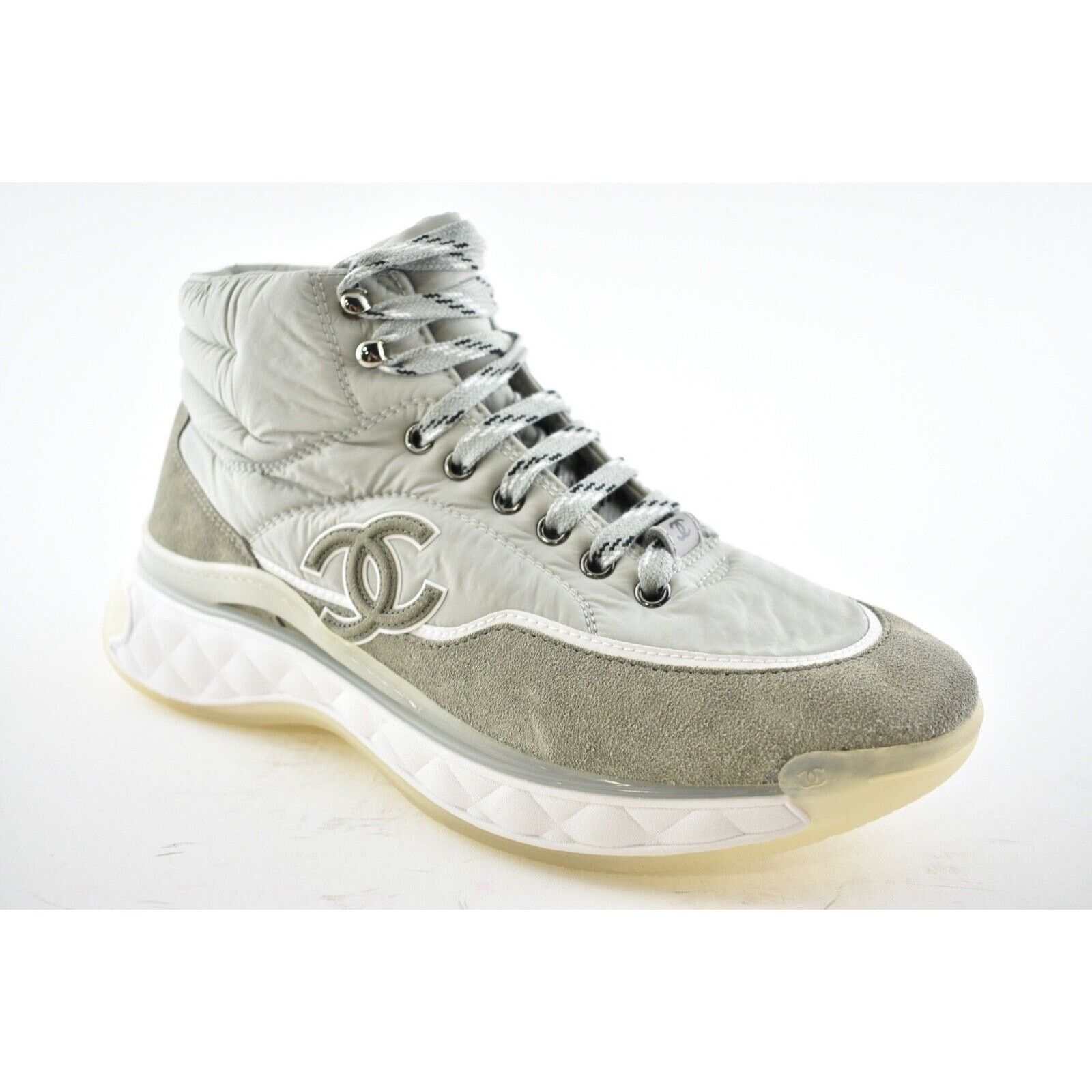 Chanel 19B Platform CC Logo Lace High Top Trainer Sneaker 41 Size US 11 / IT 41 - 4 Thumbnail