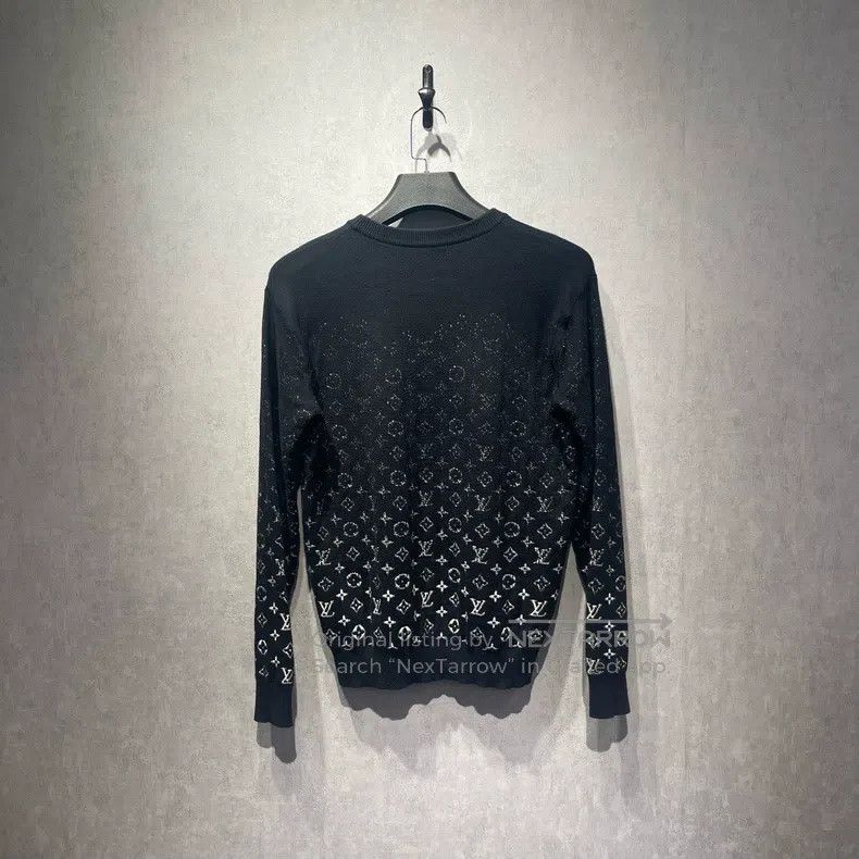 Louis Vuitton Louis Vuitton Three-Flower Gradient Printed Crew Neck Swea Size US XS / EU 42 / 0 - 2 Thumbnail