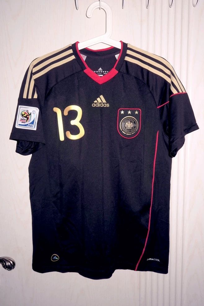 Other 2010 Germany #13 Thomas Müller Jersey Away Size US M / EU 48-50 / 2 - 2 Thumbnail