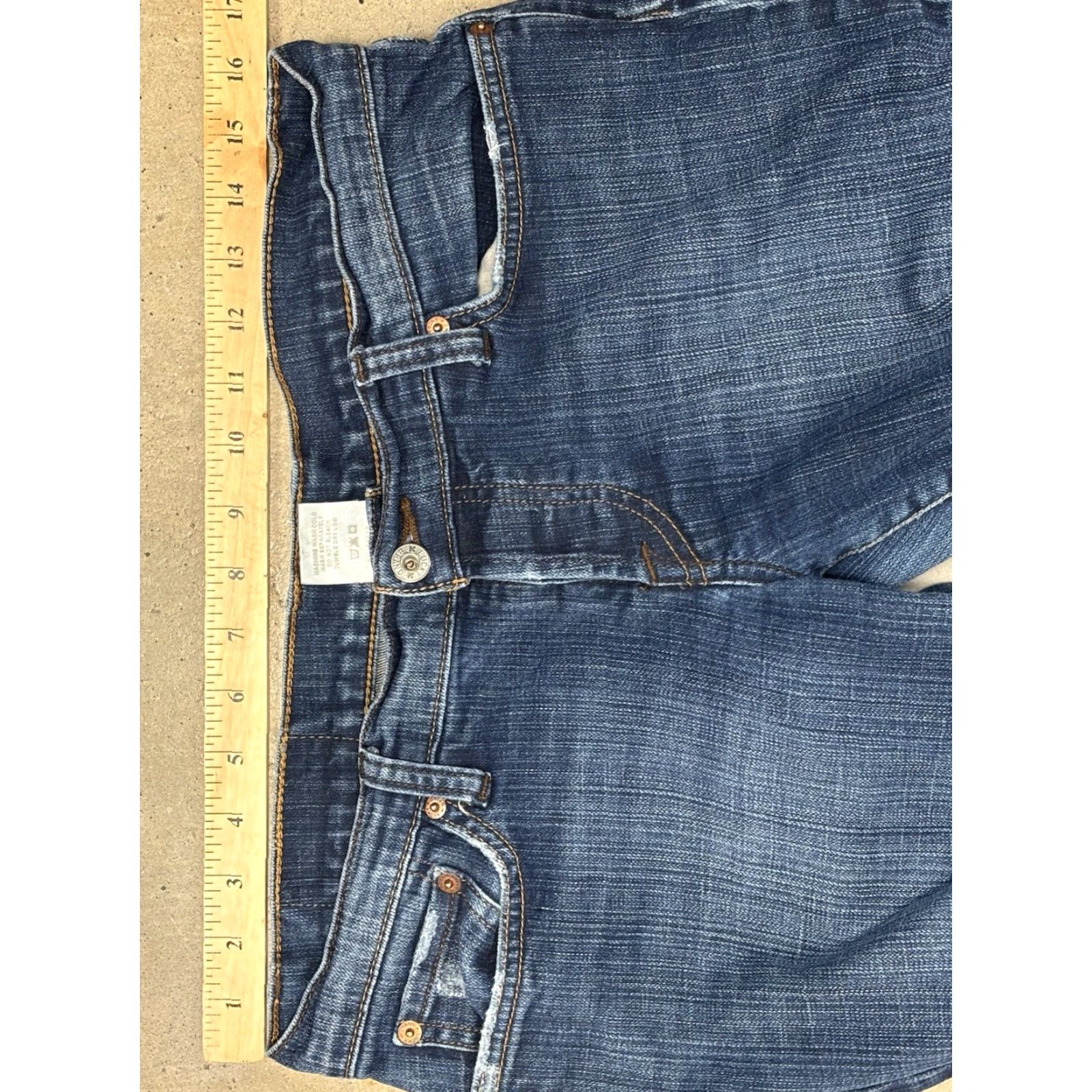 Lucky Brand VINTAGE Lucky Brand Jeans Women 30x32 Blue Denim Lil' Maggie Low Rise Bootcut Stretch 90s Hipster Size 30" / US 8 / IT 44 - 6 Thumbnail
