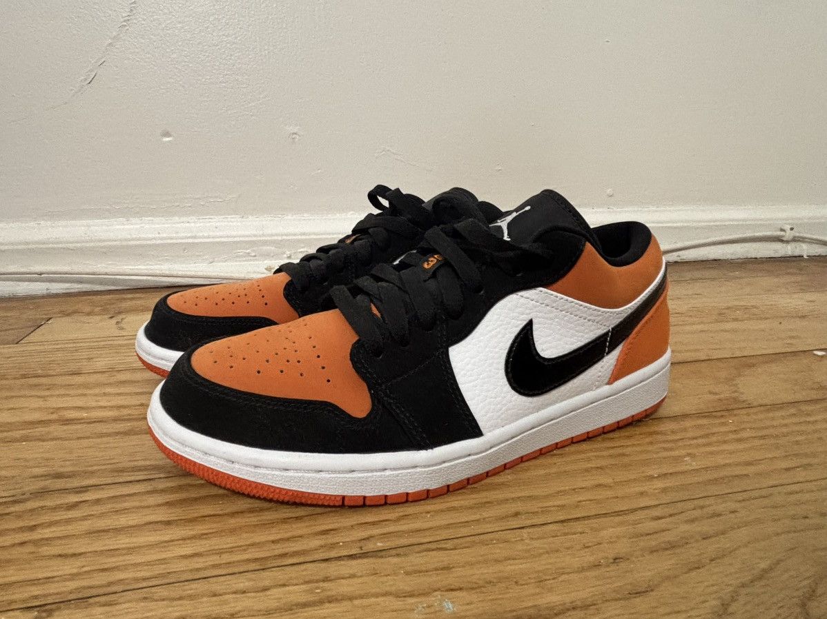 Jordan Brand × Nike Air Jordan 1 Low Shattered backboard Size 8 Size US 8 / EU 41 - 5 Thumbnail