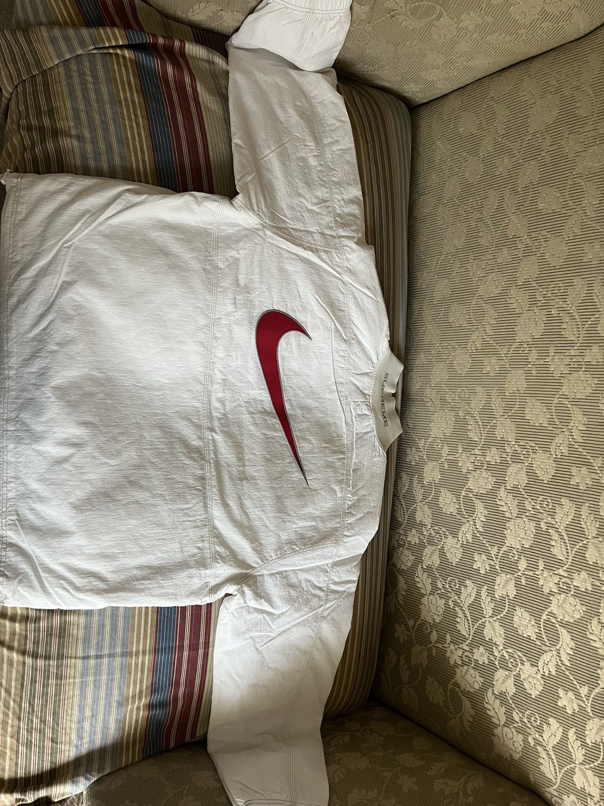 image of Nike Ripstop Pullover in White, Men's (Size Large)