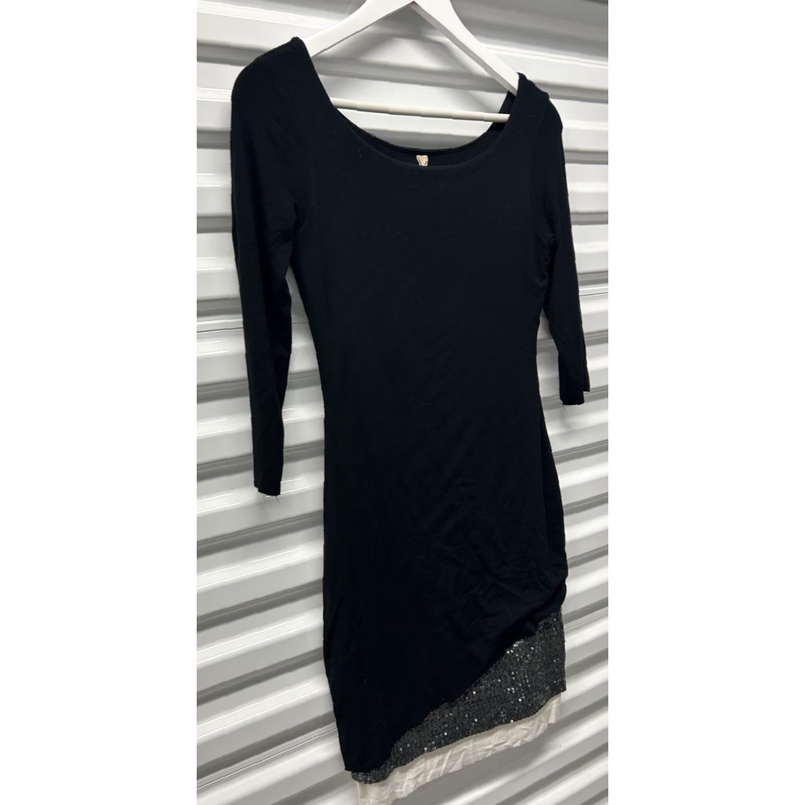 Bailey 44 Bailey44 Designer Stretch BodyCon CrewNeck 3/4Sleeve Tiered Dress Women S Knee Length Black Stripe Pattern Nautical Casual Party Workwear Knit Size M / US 6-8 / IT 42-44 - 2 Thumbnail