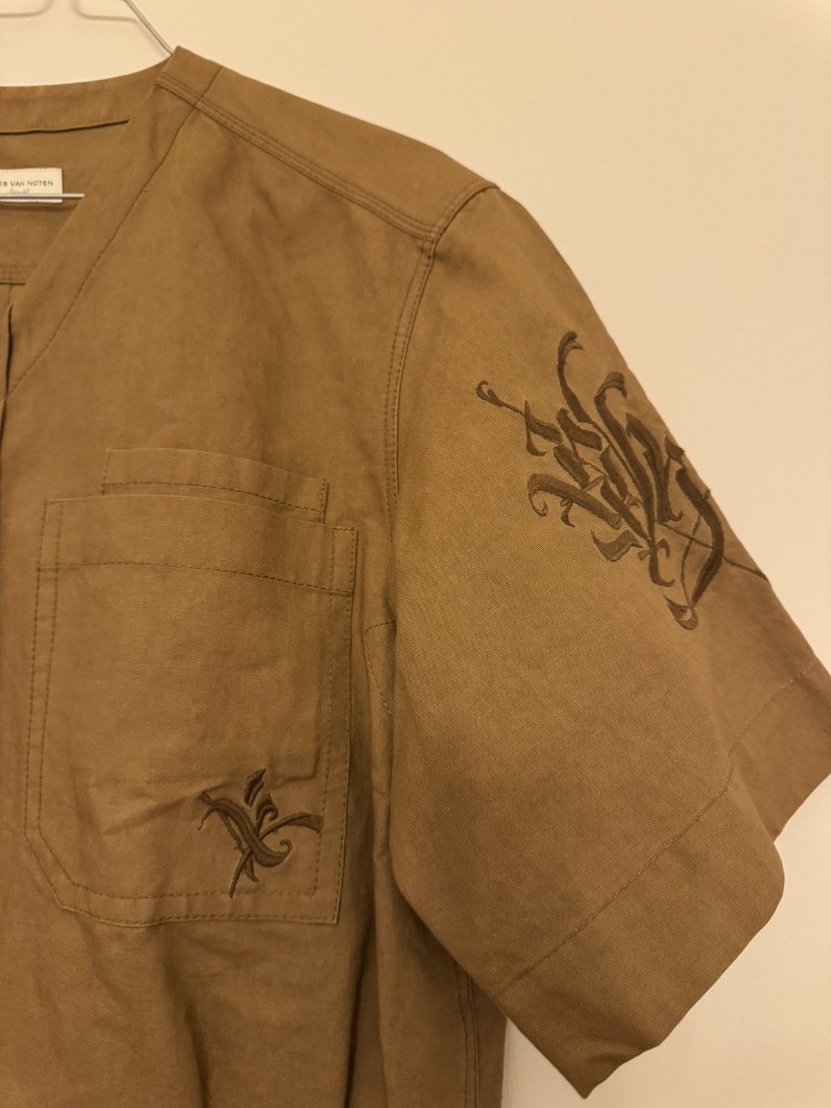 Dries Van Noten Dries Van Noten – Short-Sleeve Shirt (Sample Sale Piece) Size US S / EU 44-46 / 1 - 2 Thumbnail