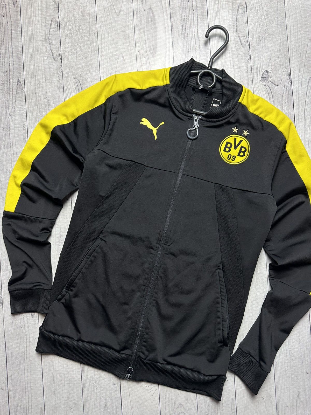 Puma × Vintage Vintage puma soccer jacket Borussia Dortmund size S Size US S / EU 44-46 / 1 - 2 Thumbnail
