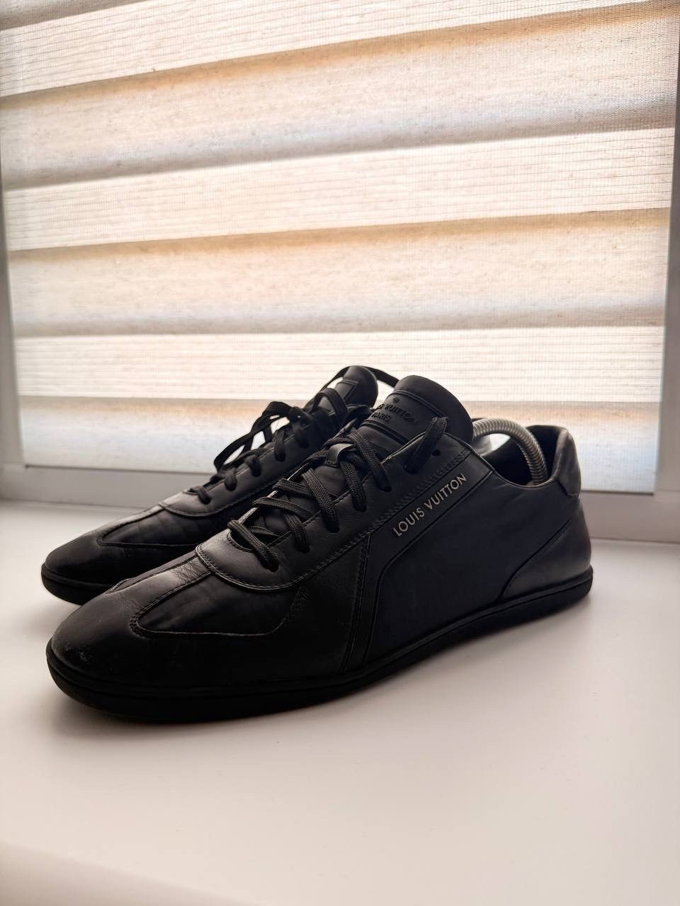 Louis Vuitton Louis Vuitton trainers sneaker leather neylon size 8 Size US 8 / EU 41 - 1 Thumbnail