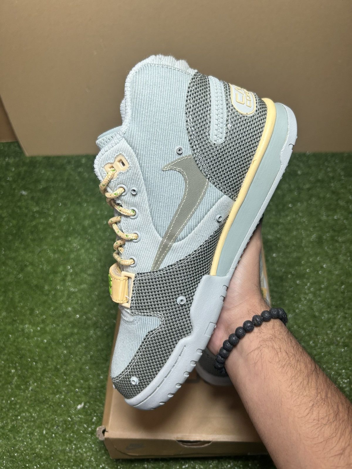 Nike × Travis Scott Nike travis scott air trainer 1 SP grey haze Size US 8 / EU 41 - 7 Thumbnail