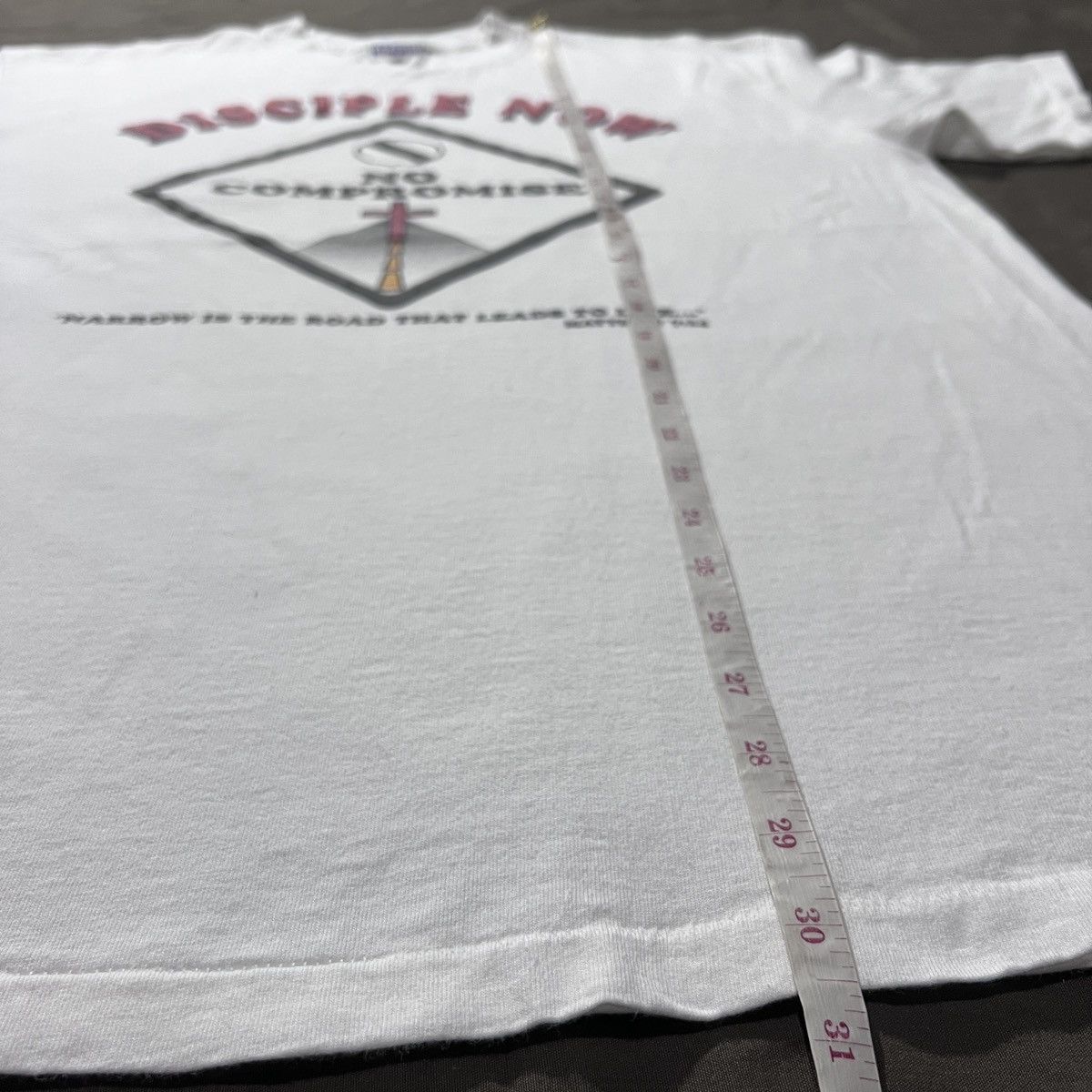 Vintage Vintage 90s No compromise Christ God Jesus Bible Holy Tee XL Size US XL / EU 56 / 4 - 8 Thumbnail