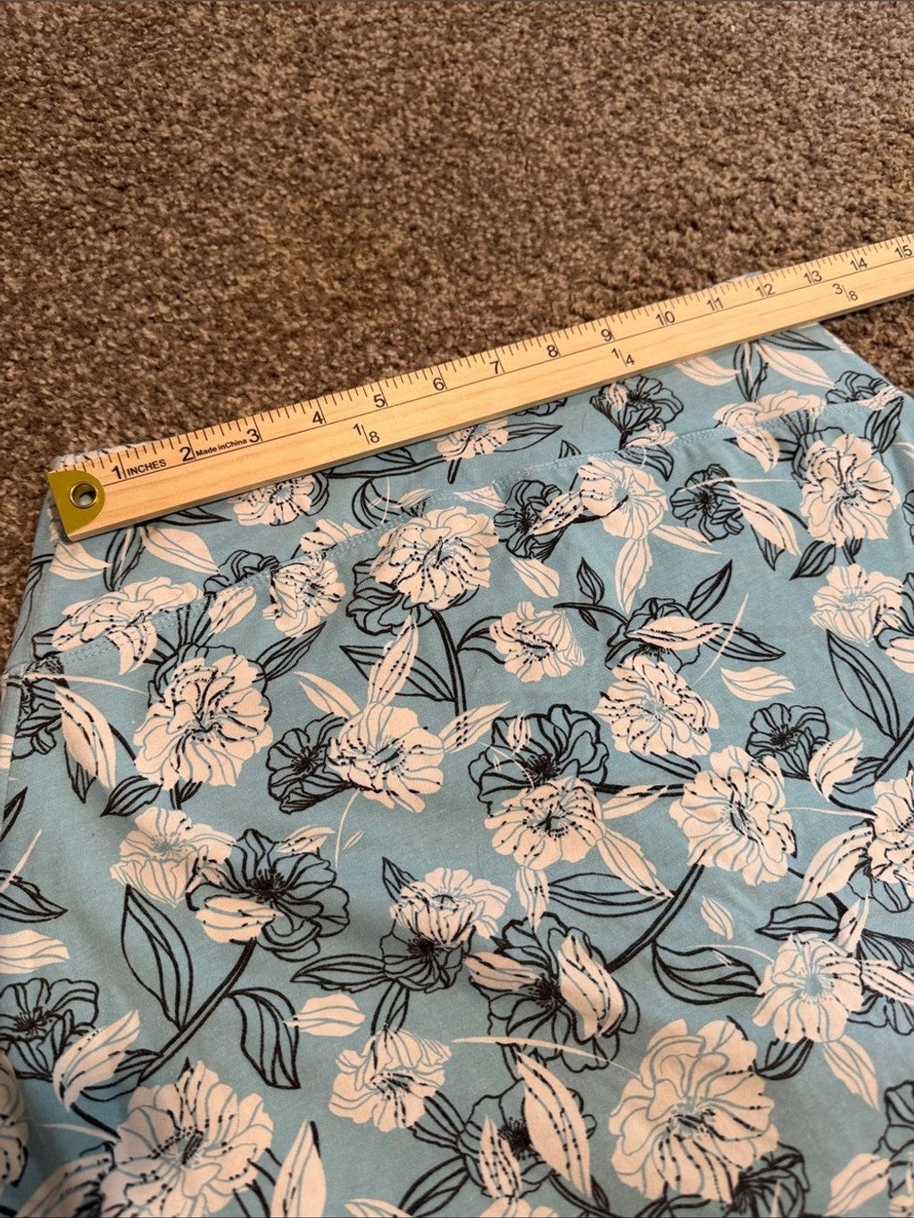 Other Blue Flora Skort by Teezher. Size Small. Preowned. Great Con Size 28" / US 6 / IT 42 - 8 Thumbnail