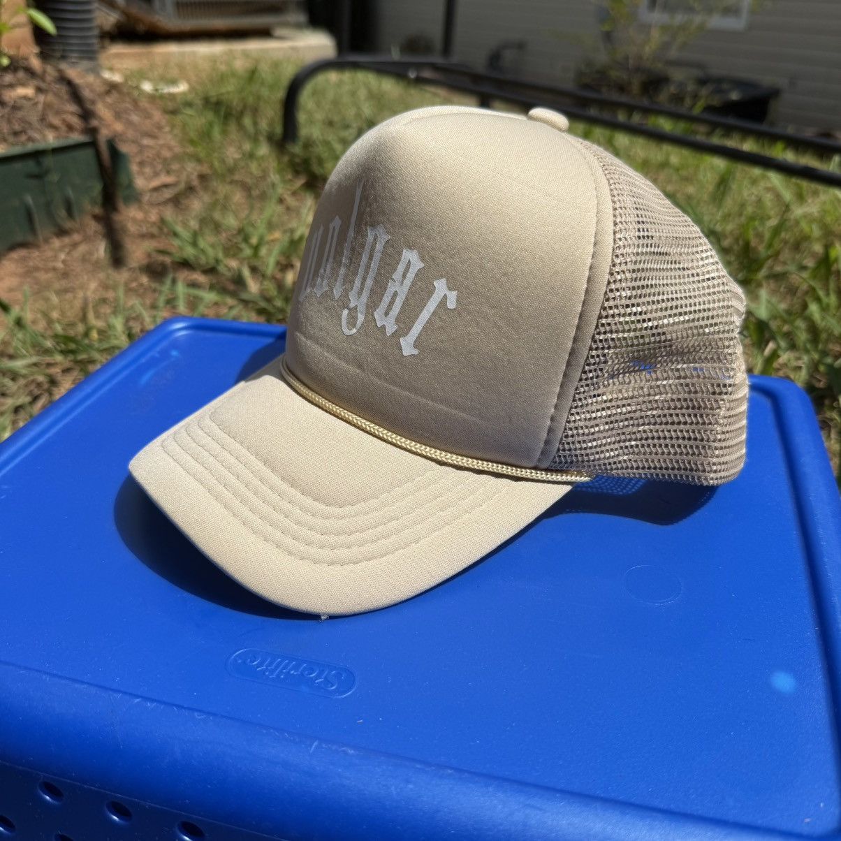 Other Volgar Trucker Hat – Beige Snapback Size ONE SIZE - 2 Thumbnail