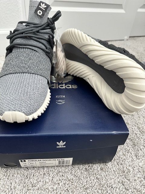 Adidas × Ronnie Fieg ADIDAS RONNIE FIEG ConsortiumSeries Tubular Doom PK KITH 12 Size US 12 / EU 45 - 4 Thumbnail