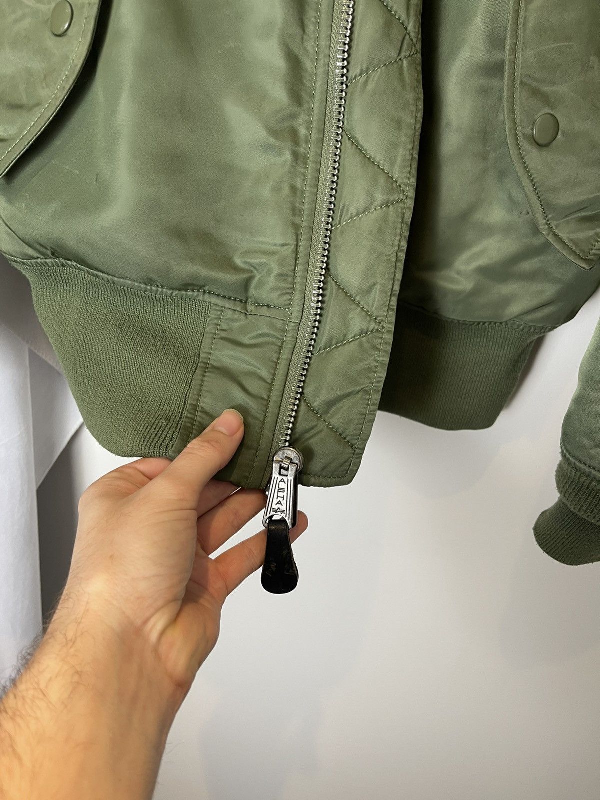 Alpha Industries Alpha industries oversized flight bomber jacket olive green Size US M / EU 48-50 / 2 - 5 Thumbnail