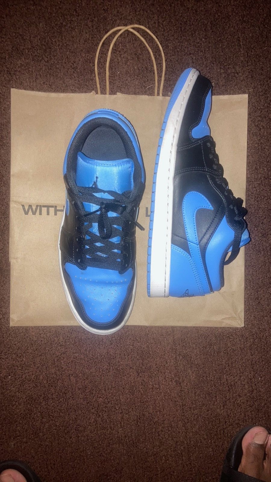 Jordan Brand Jordan 1 Retro Low OG - Mens Size US 10 / EU 43 - 1 Thumbnail