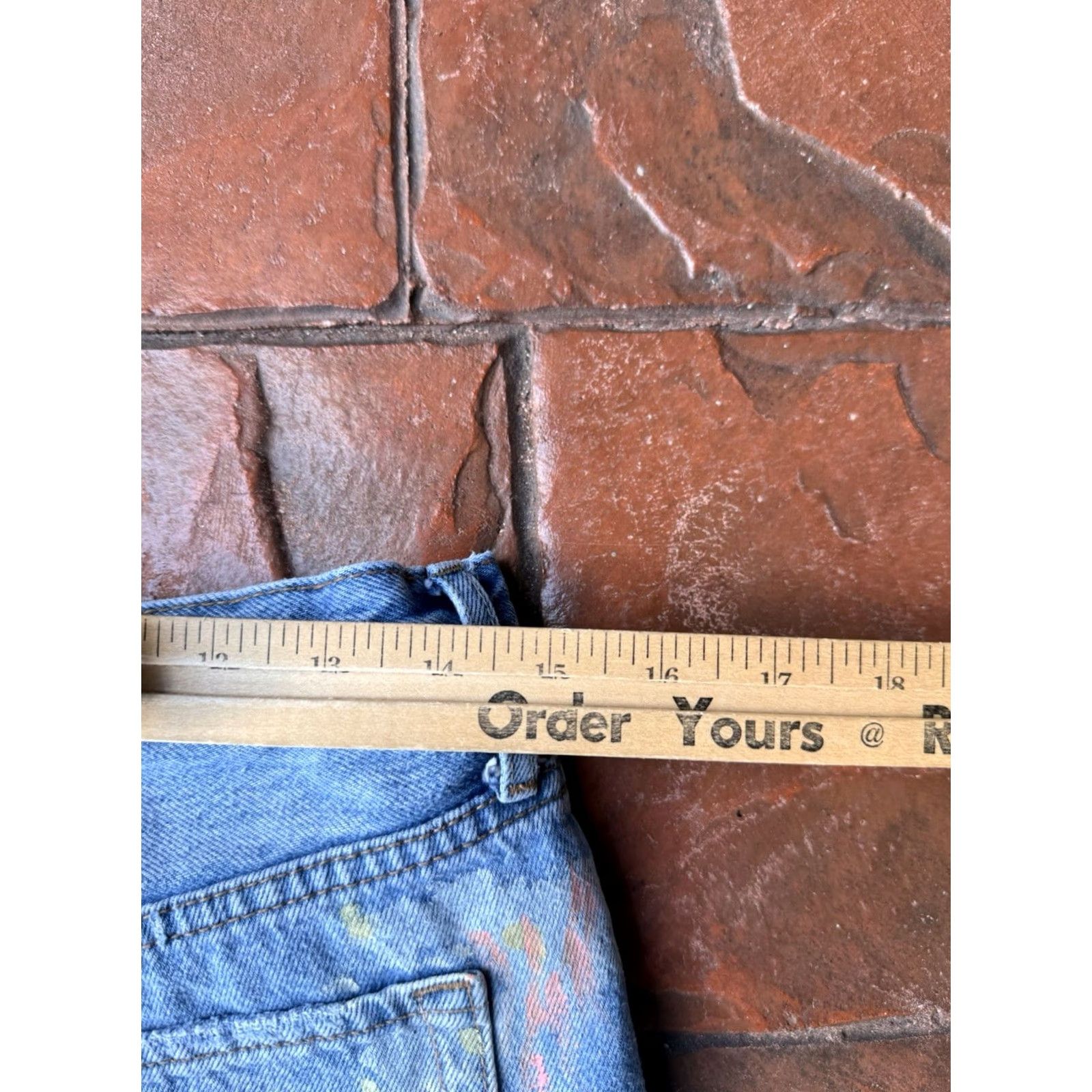 Free People We The Free People Paint Splatter Denim Shorts 27 Distress Frayed Hem Button Fly Denim Shorts Women 27 Bohemian Festival Size 27" / US 4 / IT 40 - 7 Thumbnail