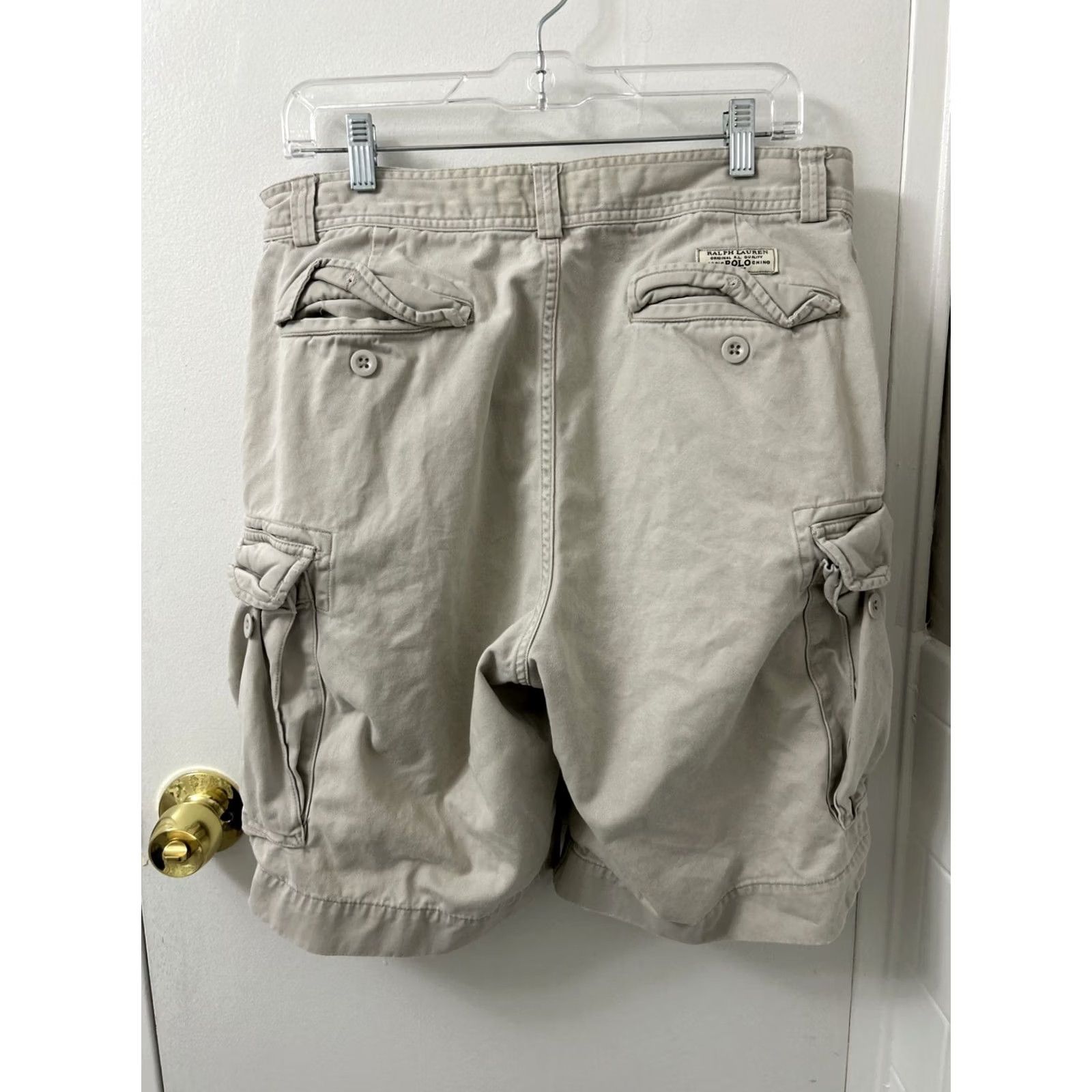 Polo Ralph Lauren Polo Ralph Lauren Cargo Shorts Mens 33 Beige Cargo Pocket Zipper Button Logo Classic Chino Casual Workwear Travel MSR Beige 33 Mens Size US XS / EU 42 / 0 - 5 Thumbnail
