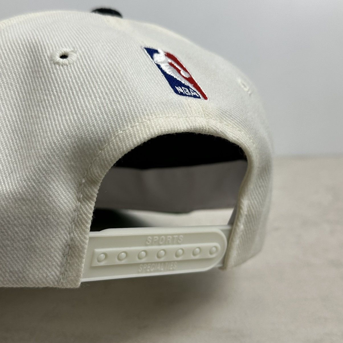 Vintage Hat Detroit Pistons Shadow Sports Specialties Hat