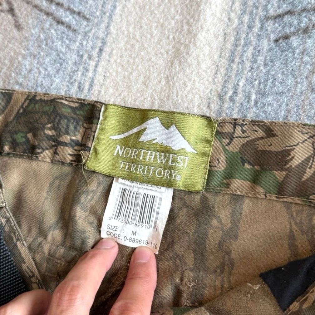 Vintage VINTAGE Northwest Territory Trebark Camo Camouflage Cargo Pants Men Regular Medium 32x31 Brown Camouflage 90s Outdoor Fall Spring Summer Winter Mens Size US 31 - 3 Thumbnail
