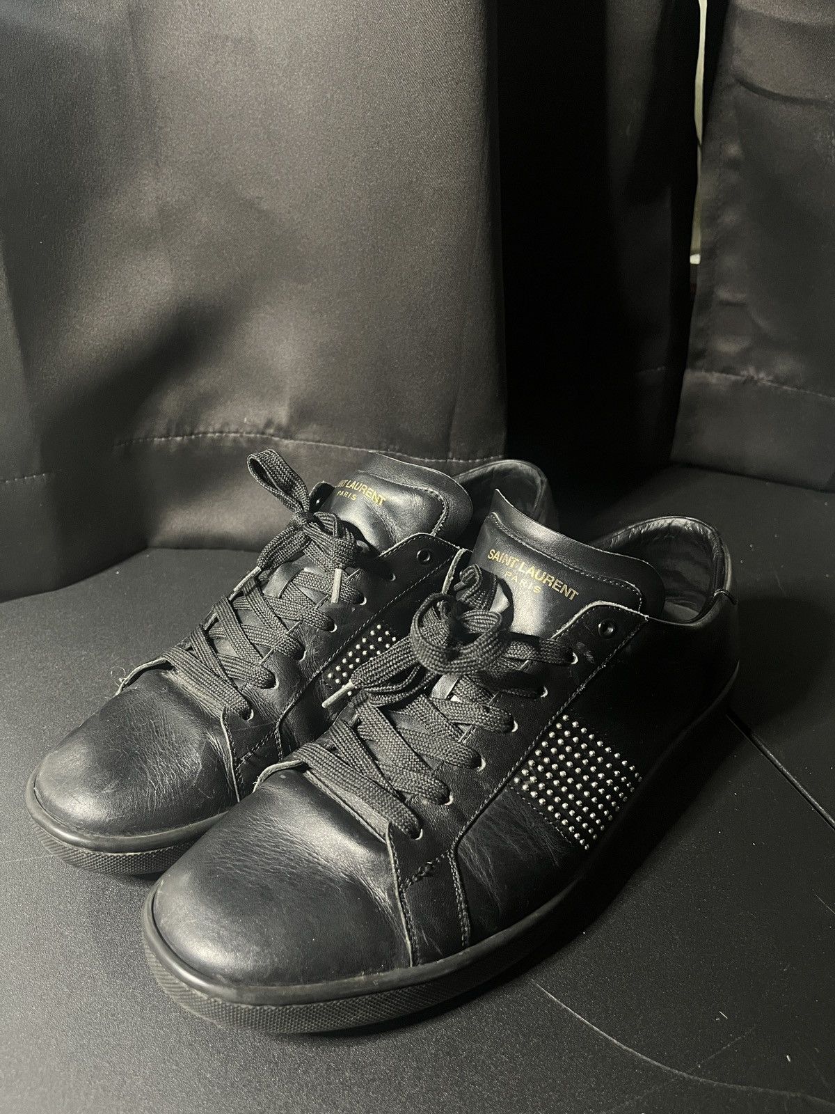 SAINT LAURENT PARIS スタッズ装飾シューズ  CELINE SAINT LAURENT PARIS スタッズ装飾シューズ CELINE