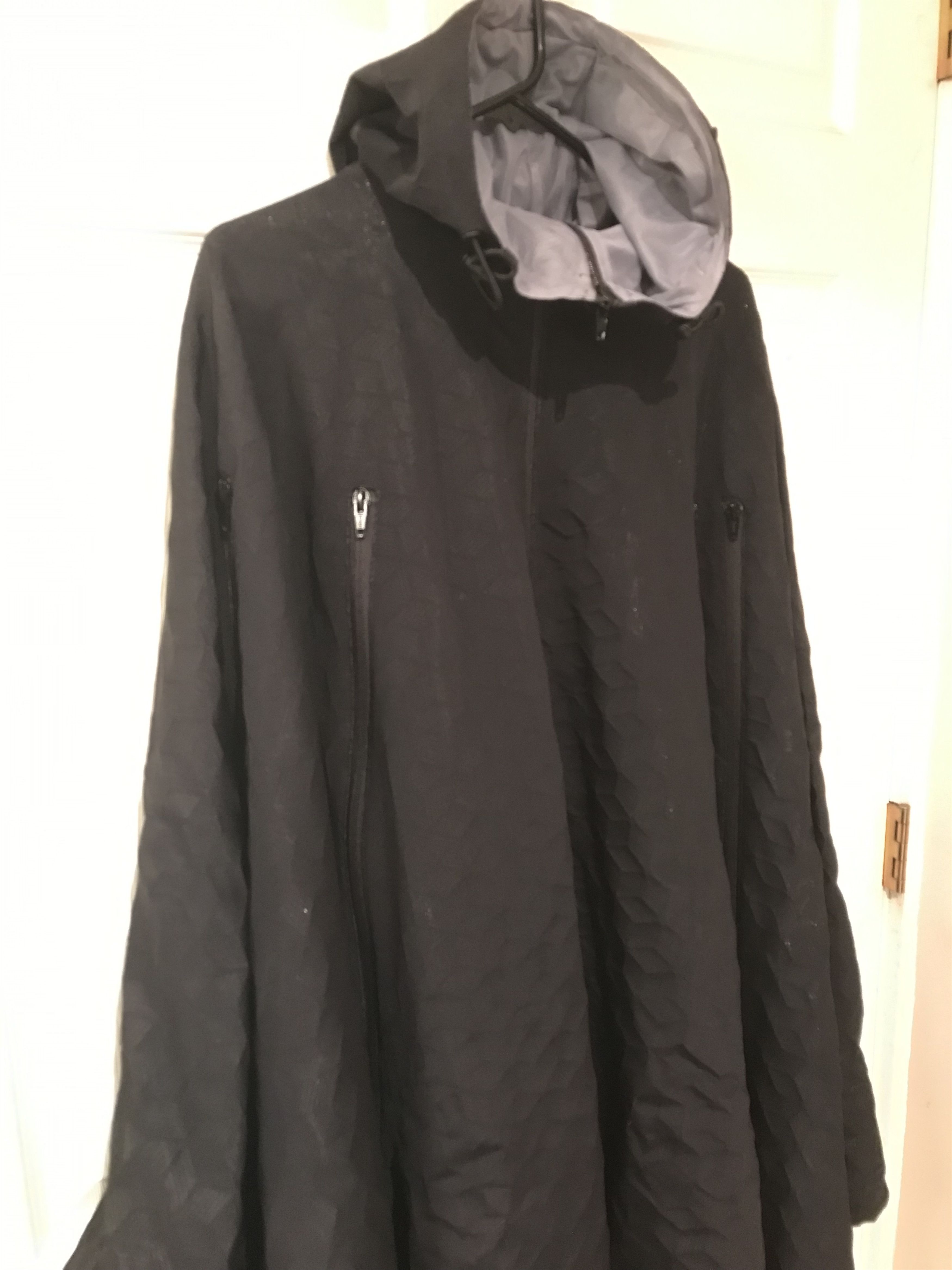 Adidas Y-3 Space Track Poncho S/S 2017 M Oversized Yohji Yamamoto Size US M / EU 48-50 / 2 - 8 Thumbnail