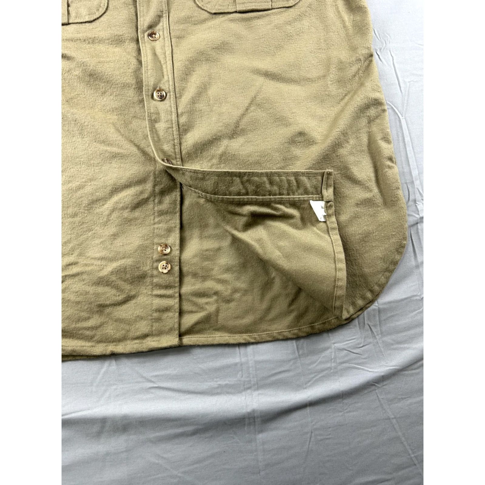 Eddie Bauer VINTAGE Eddie Bauer Shirt Mens Large Beige Flannel Made USA 90S Hunting Bird Embroidered Pockets Button-Up Outdoor Size US L / EU 52-54 / 3 - 7 Thumbnail