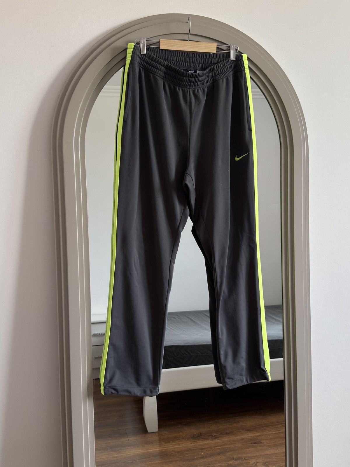 Nike Vintage Nike Tracksuit Suit Jacket And Pants Drill Swoosh Size US L / EU 52-54 / 3 - 4 Thumbnail
