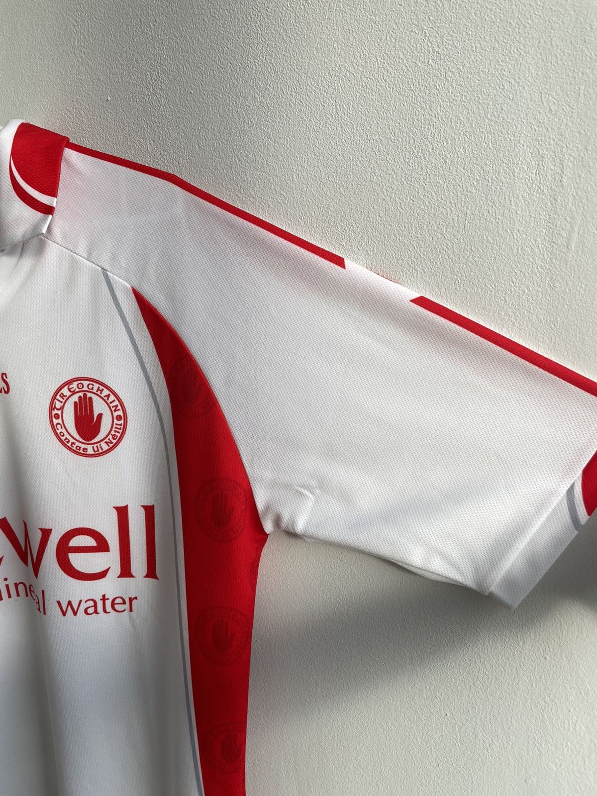 O'Neill Tyrone 2008 2009 GAA O'Neills Football Soccer jersey shirt Size US L / EU 52-54 / 3 - 4 Thumbnail