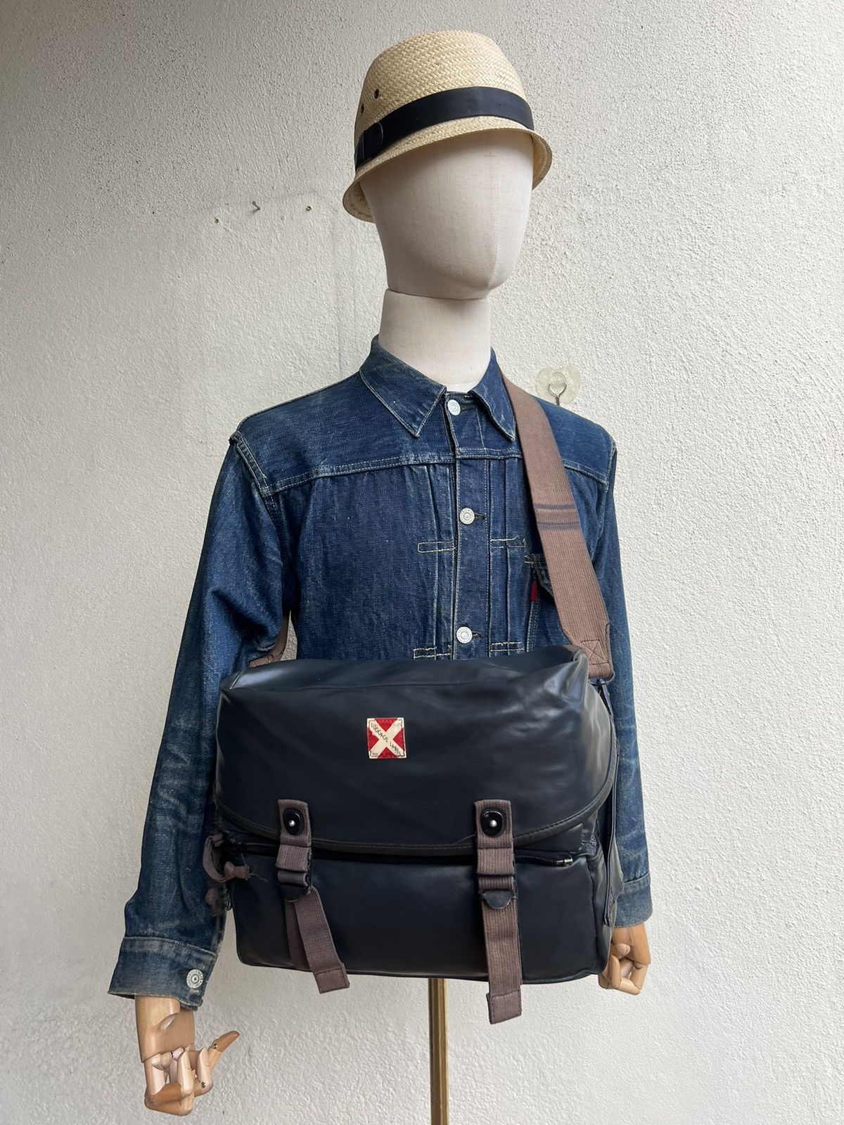 Japanese Brand Vintage Luggage Label Yoshida Tarpaulin Messenger Bag Size ONE SIZE - 3 Thumbnail