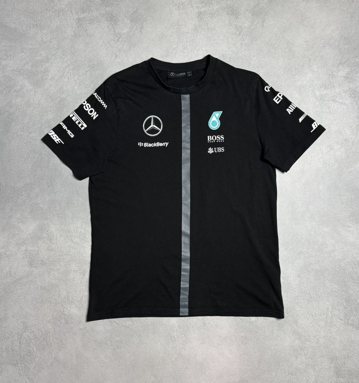 Mercedes-Benz Mercedes AMG Petronas F1 Racing Team T-Shirt Logo Size US L / EU 52-54 / 3 - 1 Thumbnail