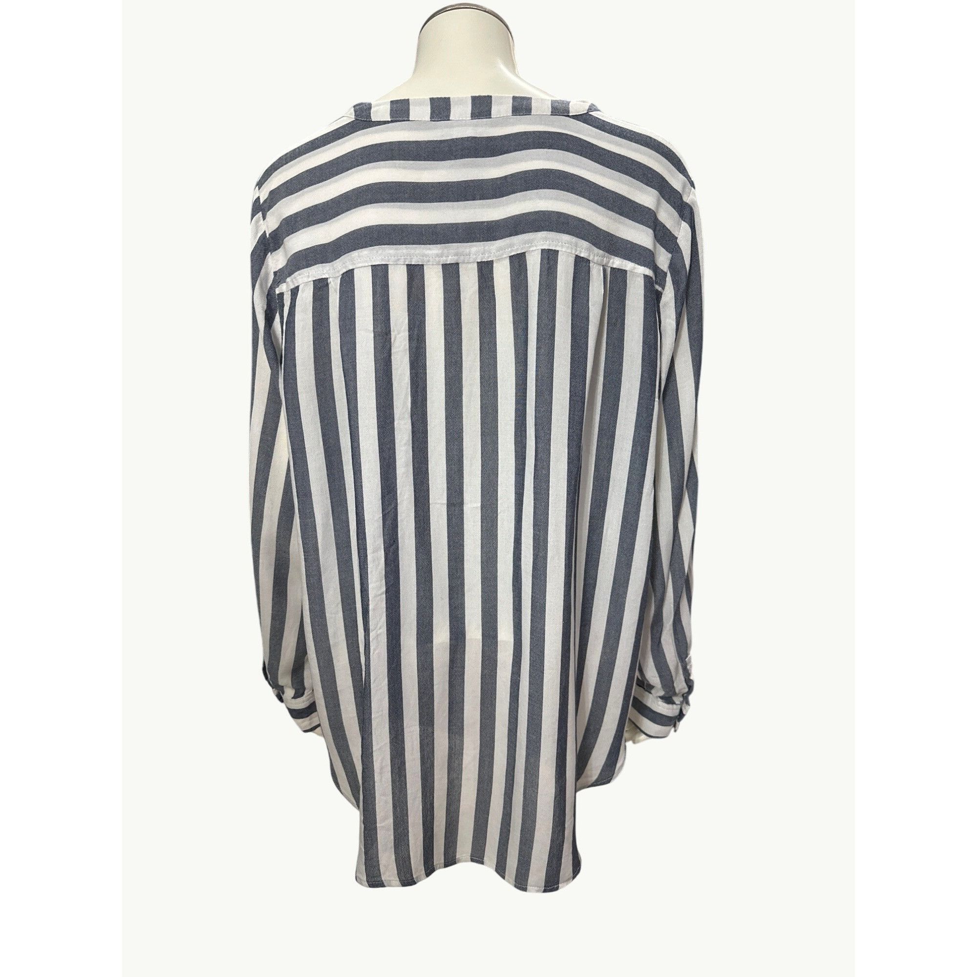 Other A.N.A. Striped Long Sleeve Rayon Blouse Size Large Breathabl Size L / US 10 / IT 46 - 3 Thumbnail