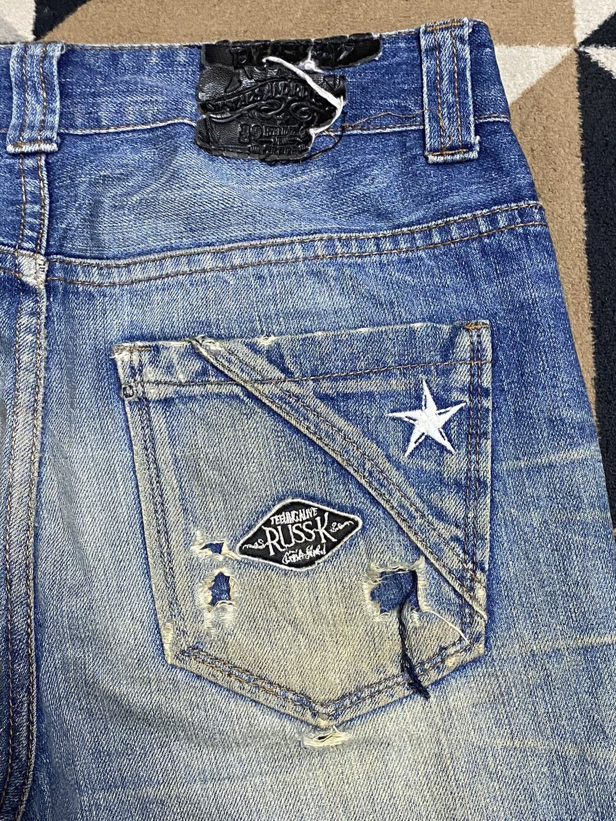 Japanese Brand Vintage Japanese Ruskk Whisker Patched Blue Wash Loose Jeans Size US 30 / EU 46 - 12 Thumbnail