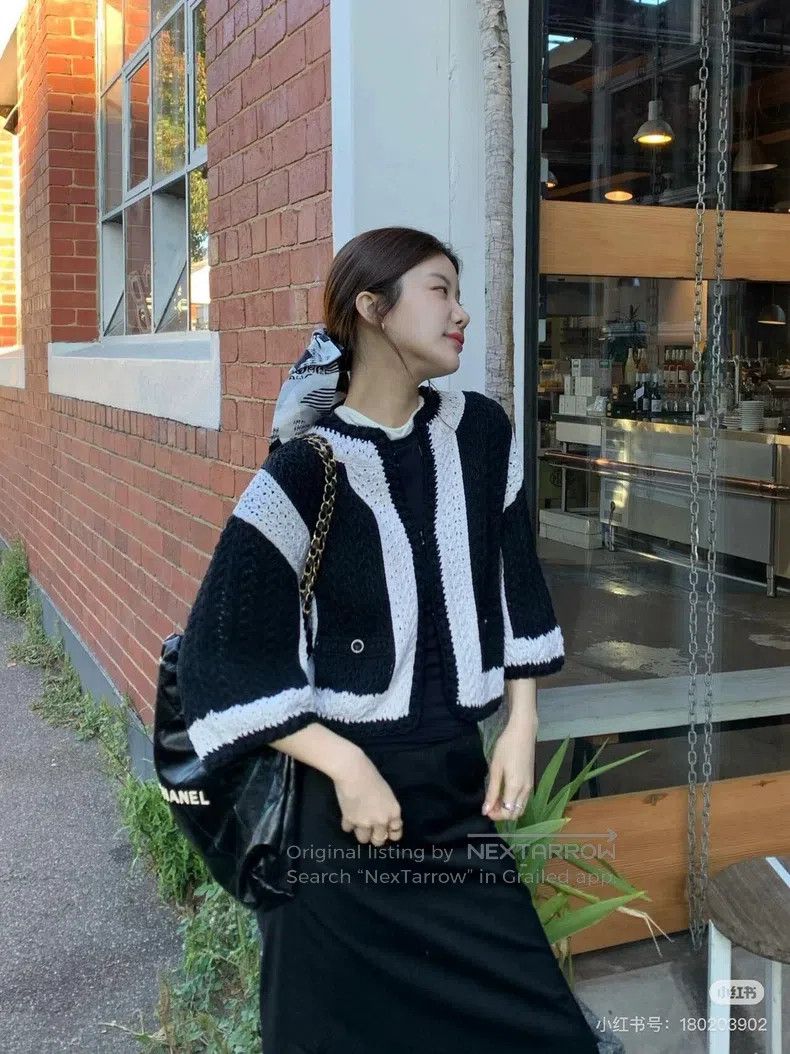 Chanel Chanel Early spring black and white knitted coat Size XXS / US 00 / IT 34 - 9 Thumbnail