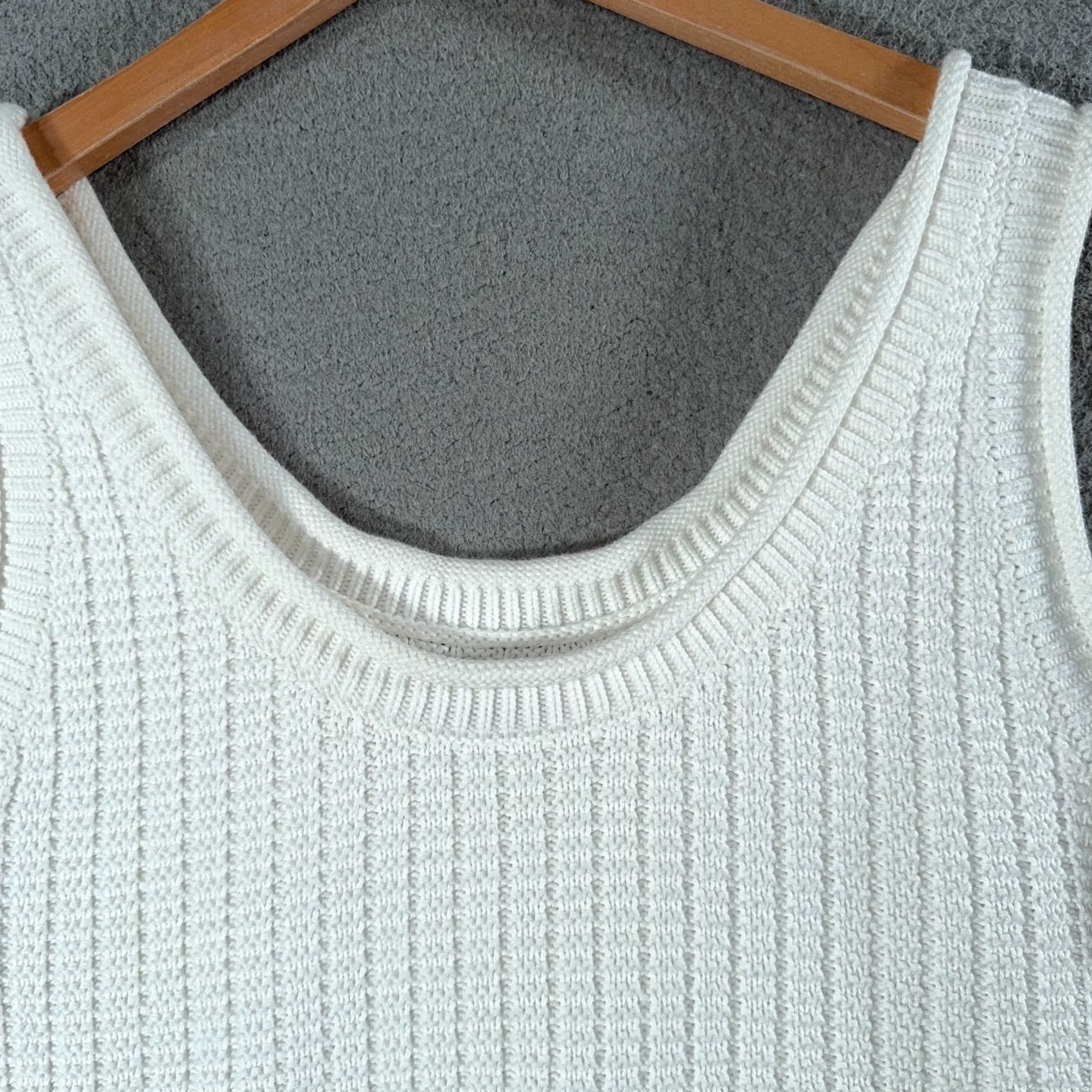 Quince Quince Sweater Tank Top Womens XL White 100% Organic Cotton Cropped Sleeveless Pullover Scoop Neck Size XL / US 12-14 / IT 48-50 - 2 Thumbnail