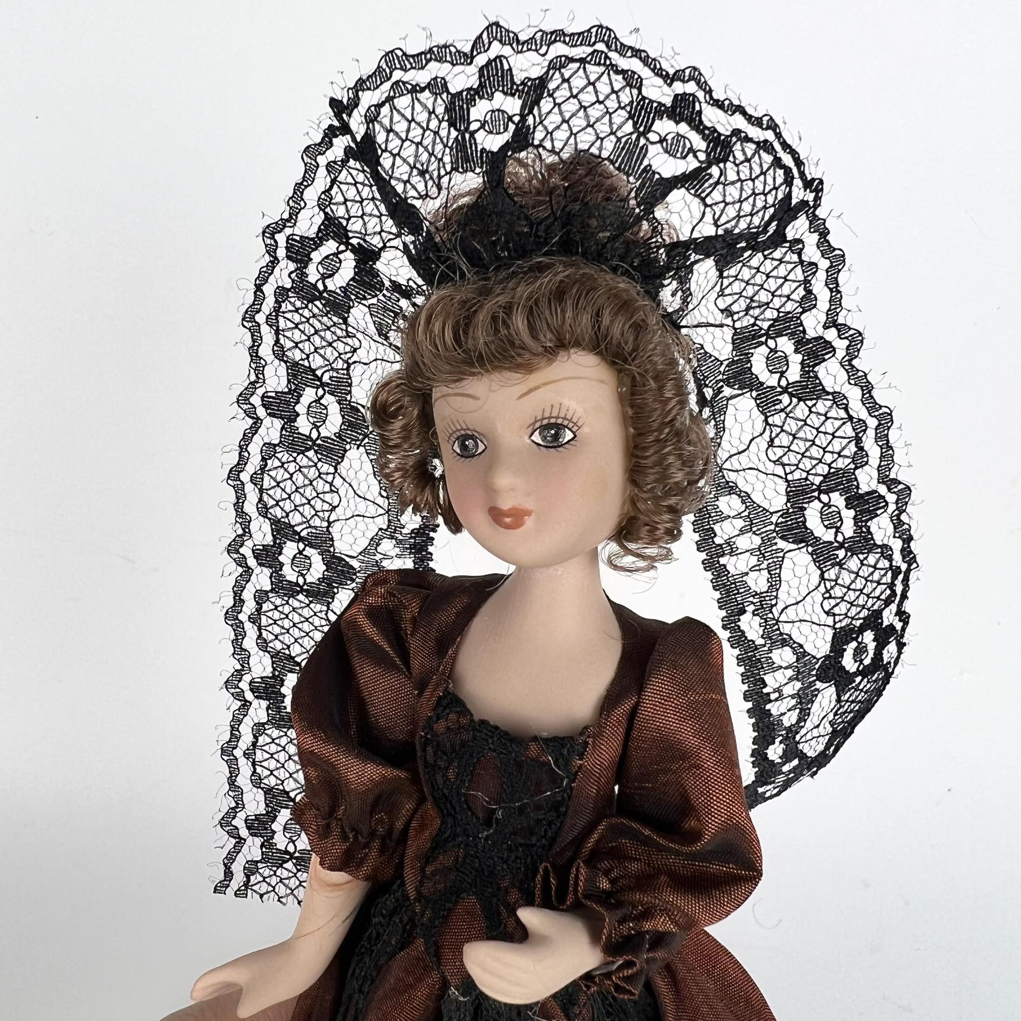 Vintage Vintage Porcelain Doll Ladies of the Era Magazine about Doll Size ONE SIZE - 7 Thumbnail