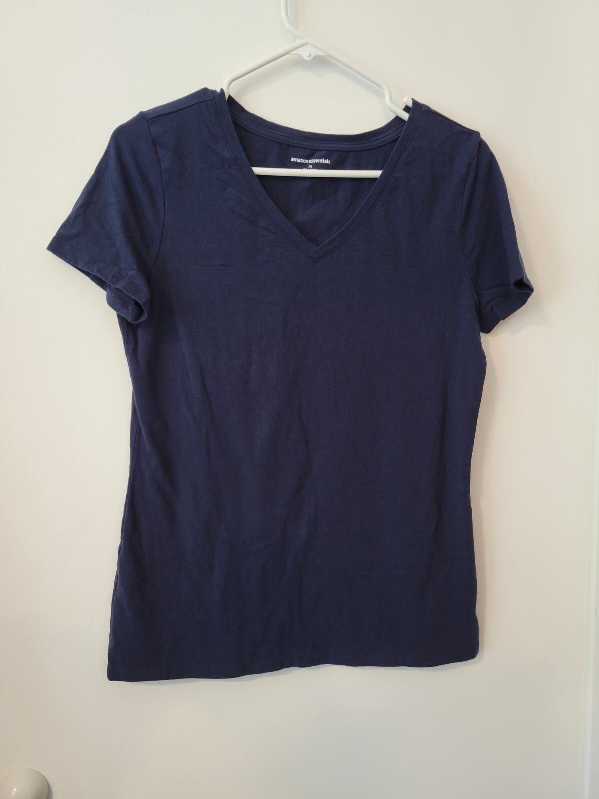 Other Amazon Essentials Women's V-Neck T-Shirt Medium Navy Blue Size M / US 6-8 / IT 42-44 - 1 Thumbnail