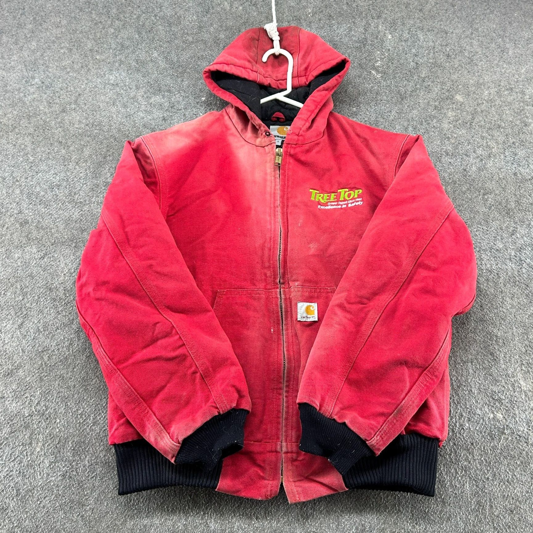 Carhartt VINTAGE Carhartt Jacket Men Small Red Canvas Hooded Treetop Applesauce J130 J140 Size US S / EU 44-46 / 1 - 2 Thumbnail