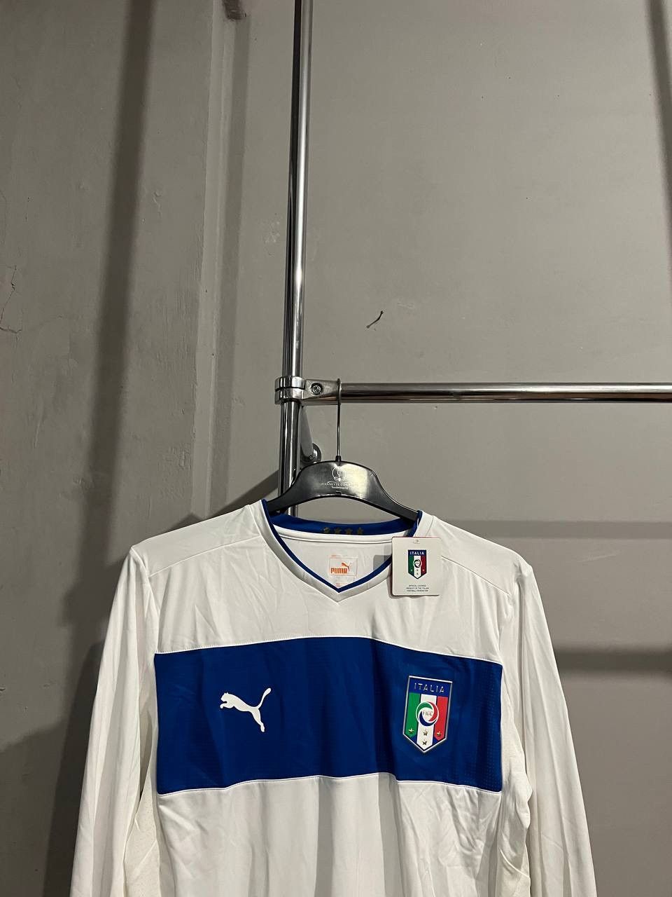 Puma NEW 2012/13 ITALY(ITALIA) TEAM AWAY SOCCER JERSEY SHIRT S Size US S / EU 44-46 / 1 - 3 Thumbnail