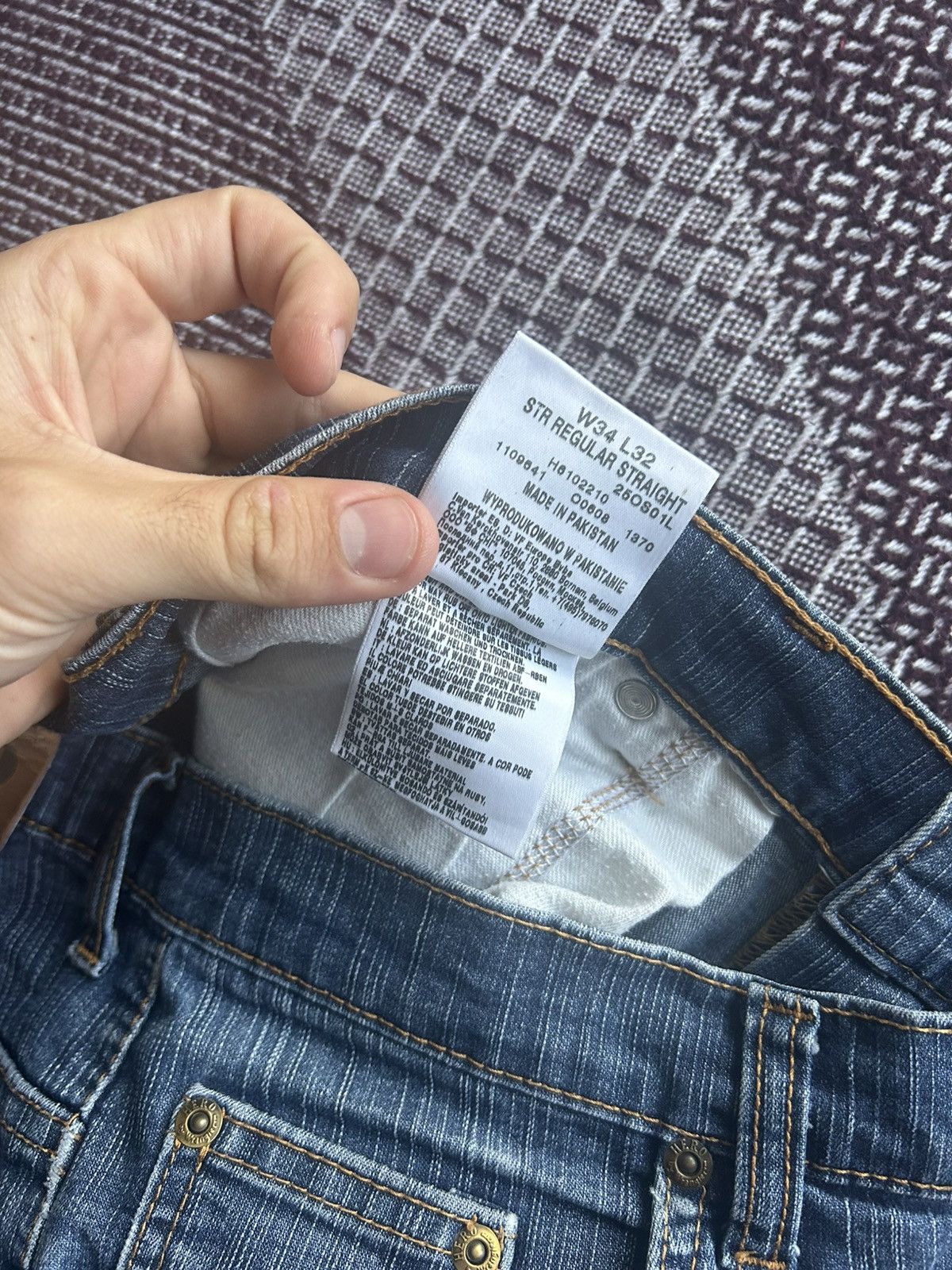 Wrangler Hero by Wrangler Regular Jeans Washed Denim Streetwear Style Size US 34 / EU 50 - 11 Thumbnail