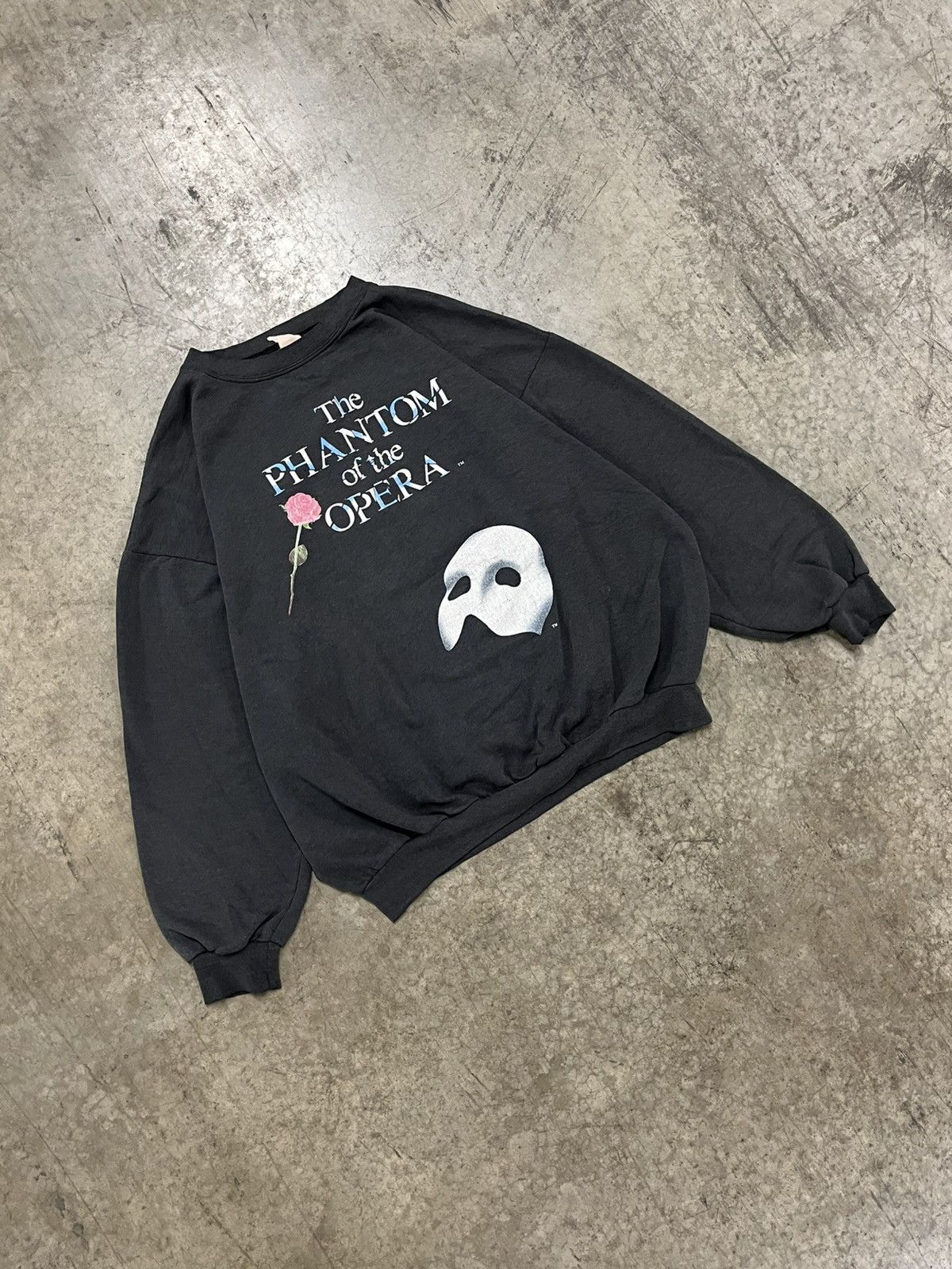 Vintage Vintage 90s phantom of the ophra boxy fit crewneck hype rare Size US L / EU 52-54 / 3 - 1 Thumbnail