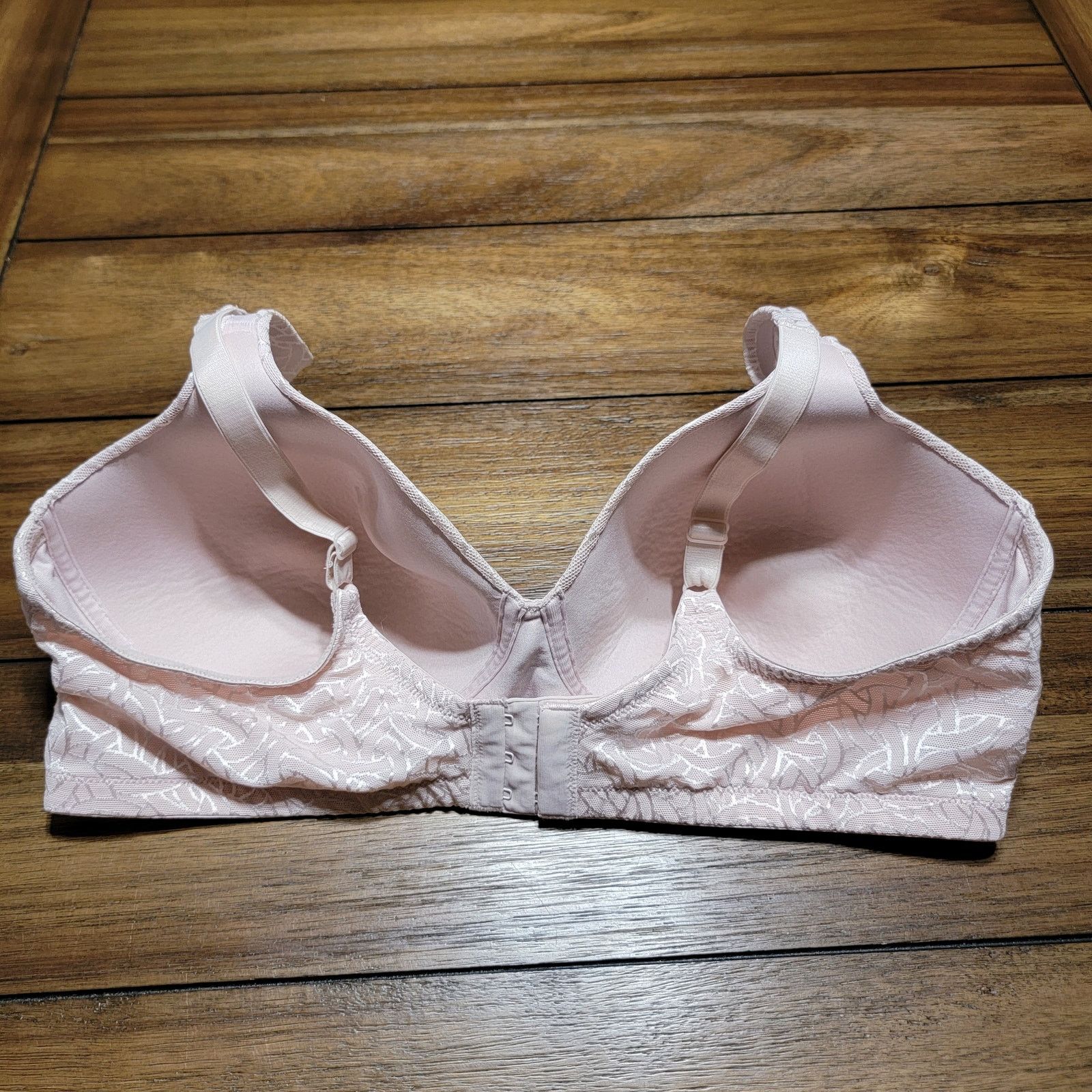 Other Vanity Fair Bra w/ Small Padding No Underwire - Size 40D Size ONE SIZE - 2 Thumbnail