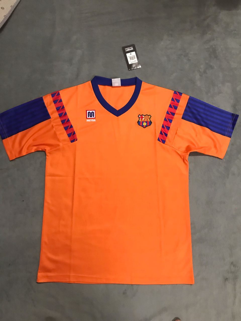 Other Koeman Barcelona 1992 Final Retro Shirt – Rare Size US M / EU 48-50 / 2 - 2 Thumbnail