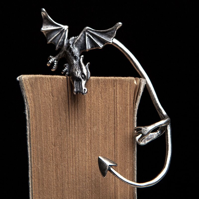 Jewelry Dragon Rare Earrings One Pairs Chrome Jewelry Size ONE SIZE - 1 Thumbnail