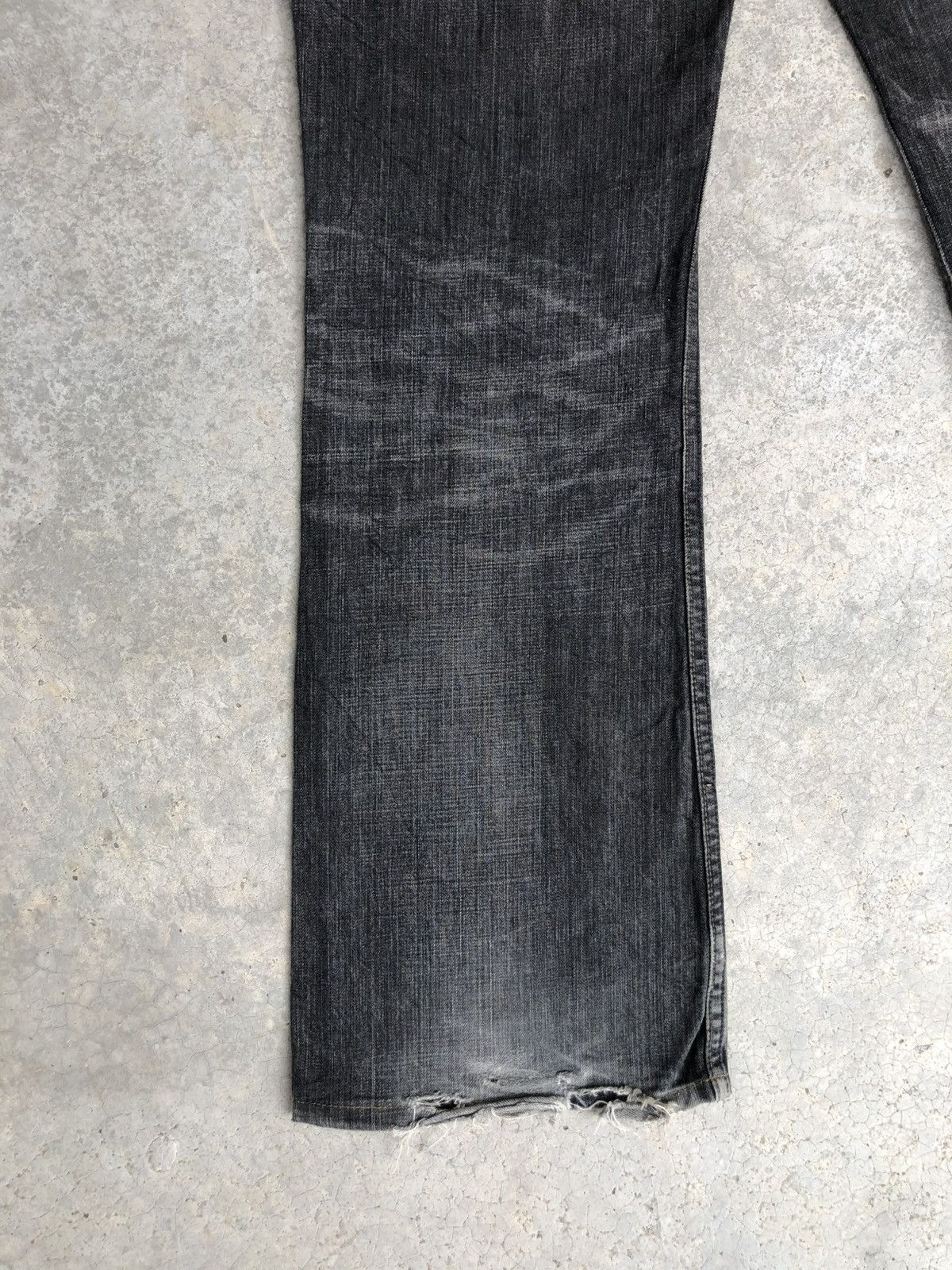 If Six Was Nine Y2k Levi’s 517 Flared Jeans Distressed Denim Size US 33 - 11 Thumbnail